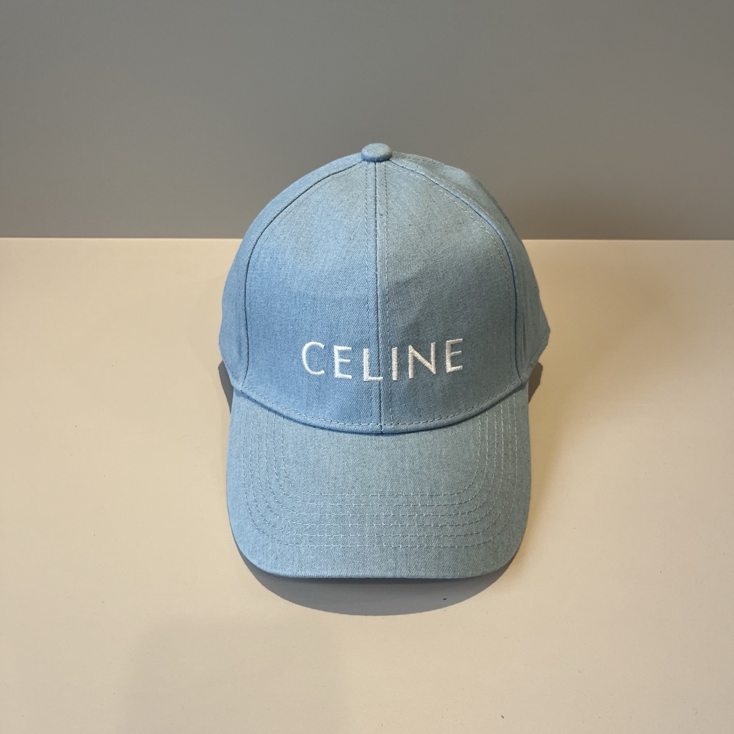 【CELINE赛琳】新款经典休闲潮流款 棒球帽🧢日韩风格，随便搭配都超好看！出门旅游，绝对要入手的一款