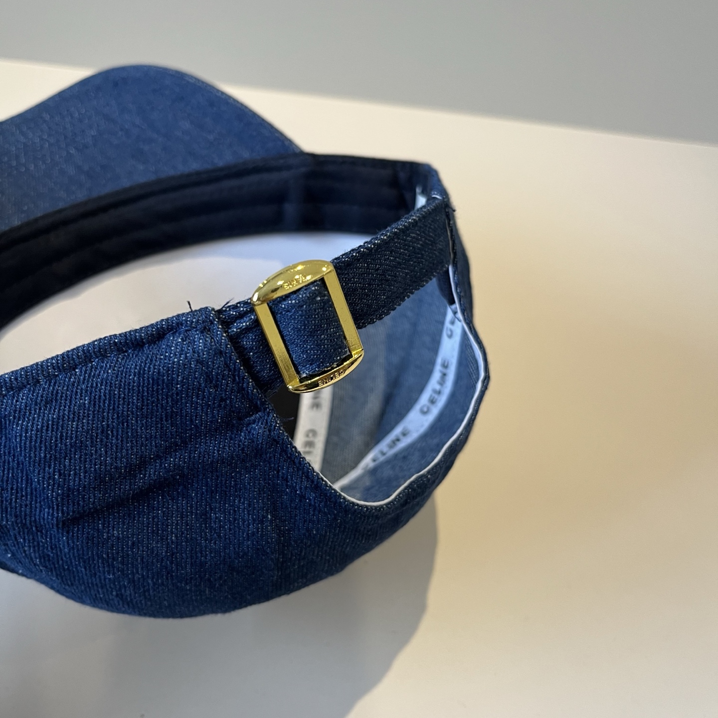 【CELINE赛琳】新款经典休闲潮流款 棒球帽🧢日韩风格，随便搭配都超好看！出门旅游，绝对要入手的一款