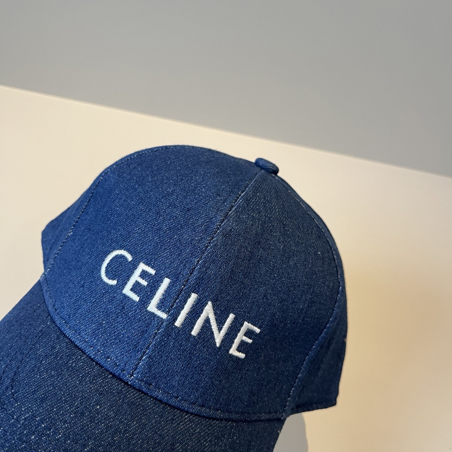 【CELINE赛琳】新款经典休闲潮流款 棒球帽🧢日韩风格，随便搭配都超好看！出门旅游，绝对要入手的一款