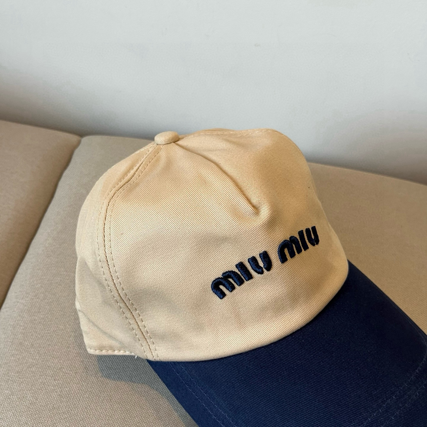  谬谬miumiu 原单春夏新款棒球帽，正品开模订制，原版做工细致质量超赞！