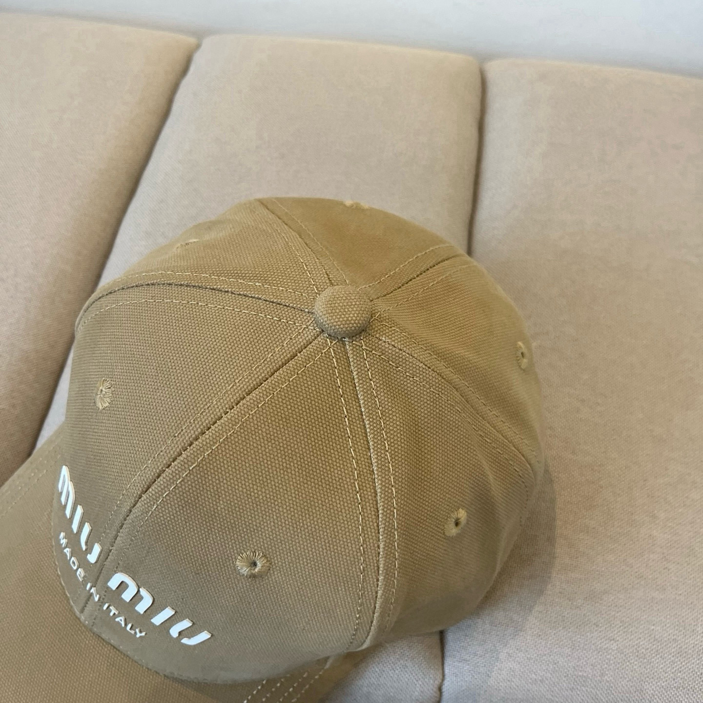  谬谬miumiu 原单春夏新款棒球帽，正品开模订制，原版做工细致质量超赞！