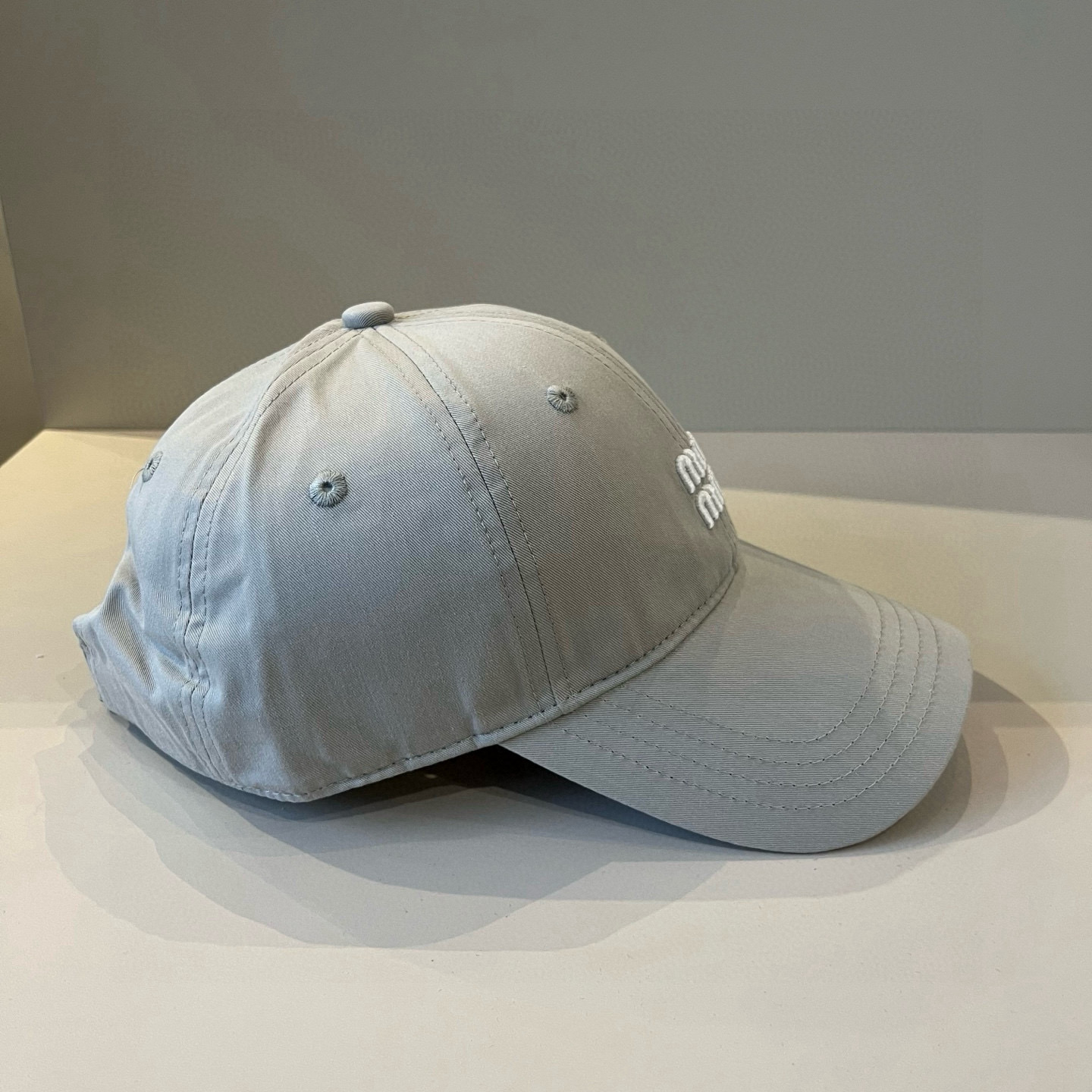  谬谬miumiu 原单春夏新款棒球帽，正品开模订制，原版做工细致质量超赞！