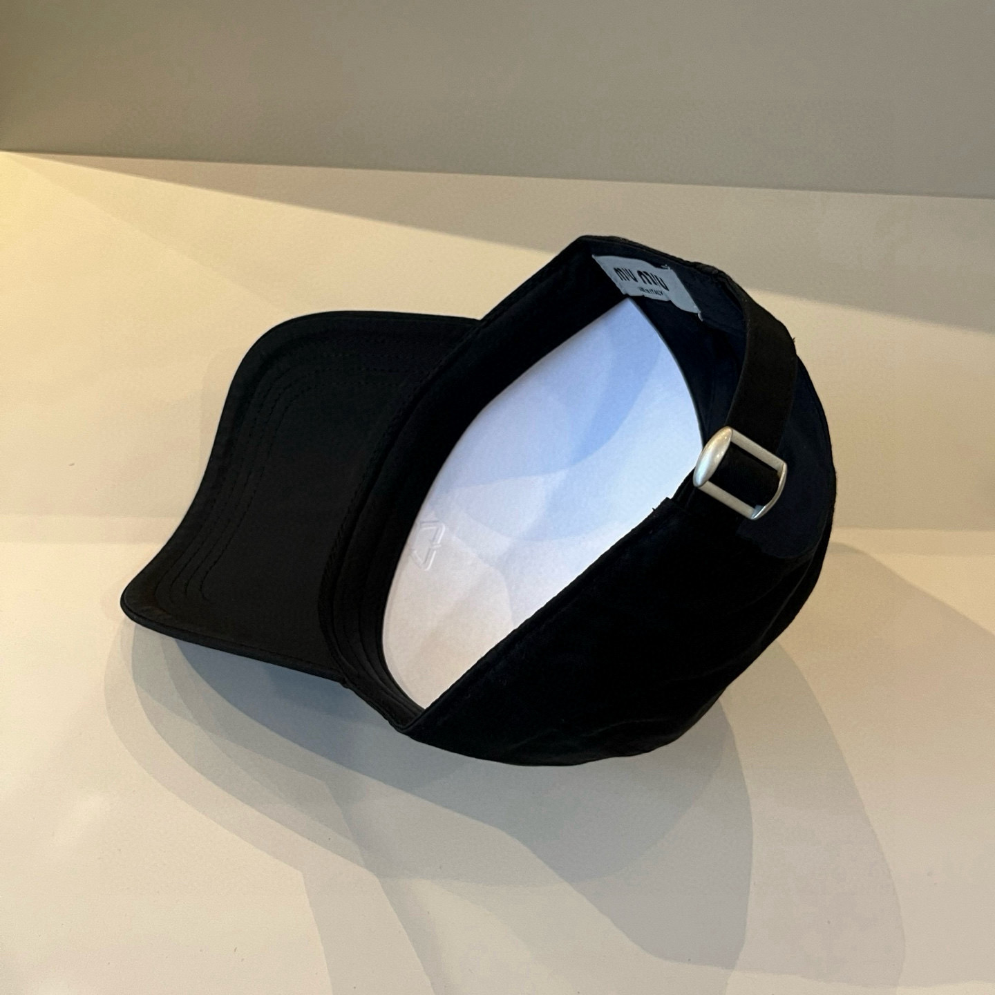  谬谬miumiu 原单春夏新款棒球帽，正品开模订制，原版做工细致质量超赞！