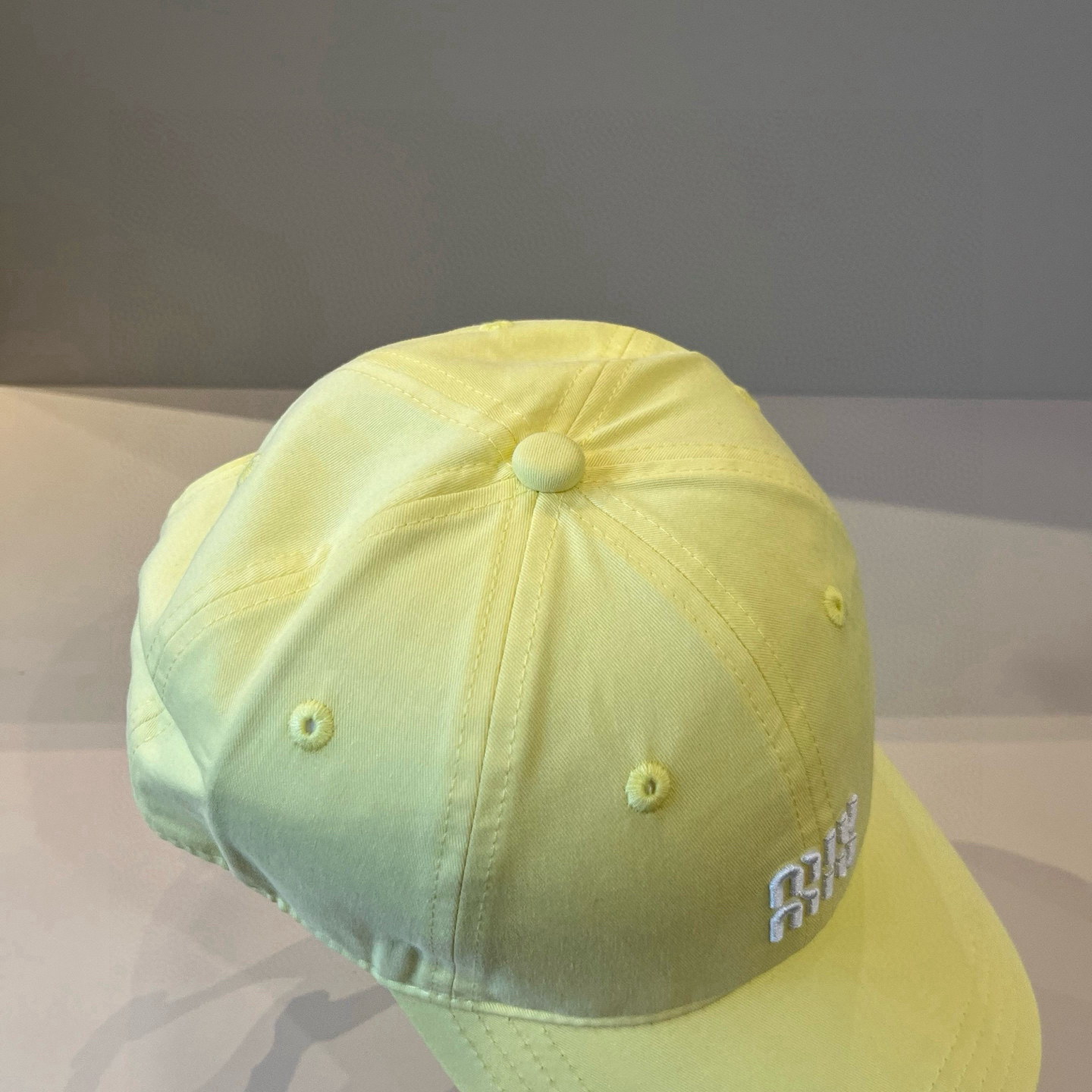  谬谬miumiu 原单春夏新款棒球帽，正品开模订制，原版做工细致质量超赞！