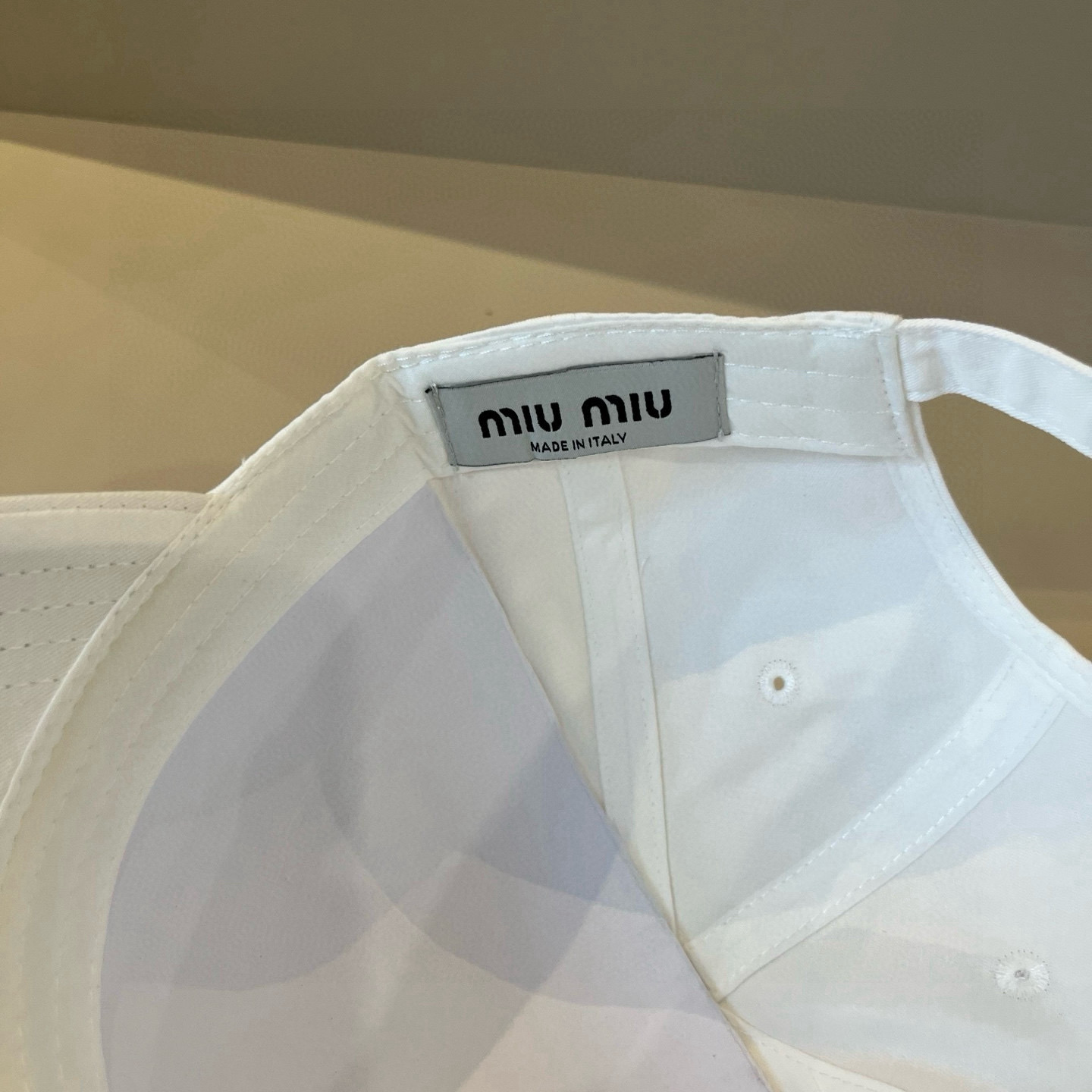  谬谬miumiu 原单春夏新款棒球帽，正品开模订制，原版做工细致质量超赞！