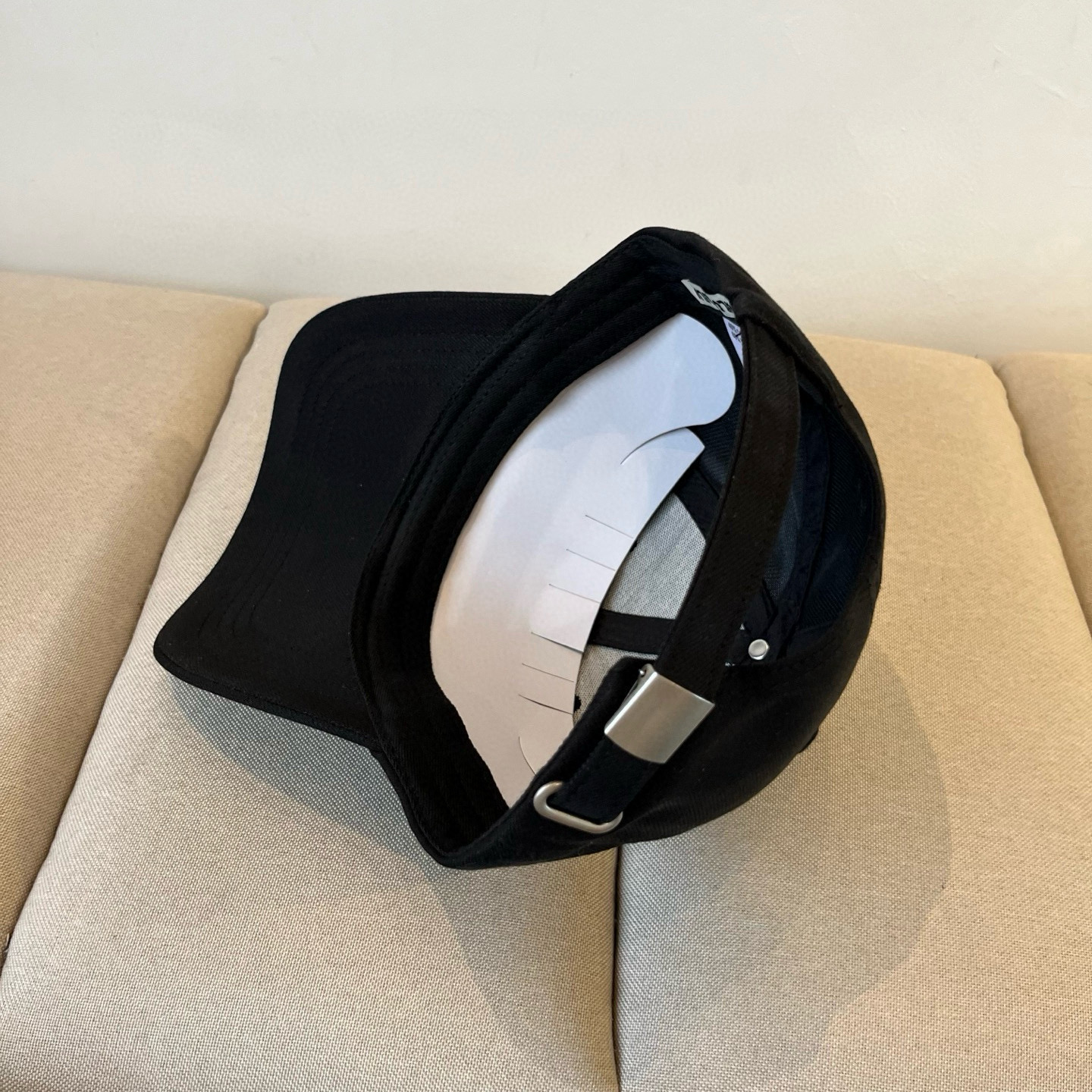  谬谬miumiu 原单春夏新款棒球帽，正品开模订制，原版做工细致质量超赞！