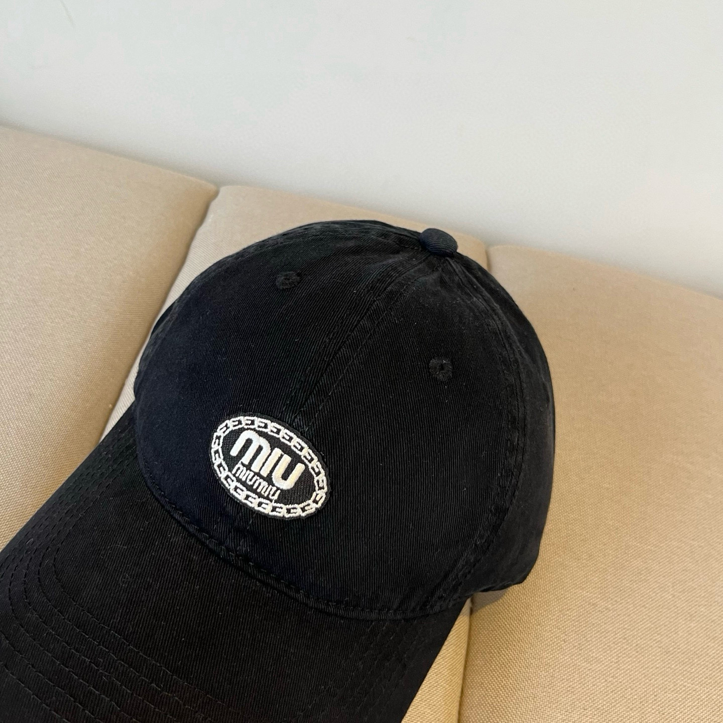  谬谬miumiu 原单春夏新款棒球帽，正品开模订制，原版做工细致质量超赞！