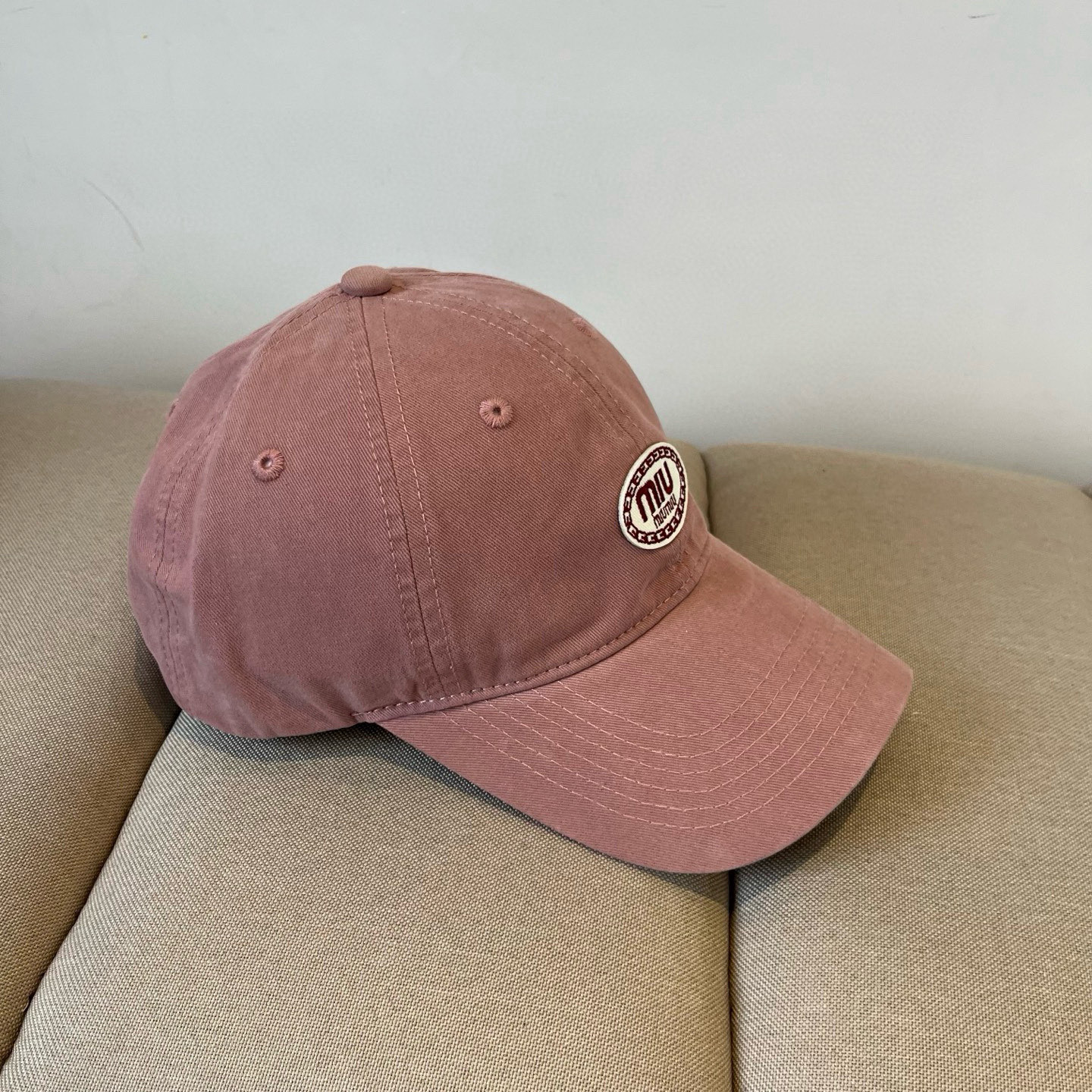  谬谬miumiu 原单春夏新款棒球帽，正品开模订制，原版做工细致质量超赞！