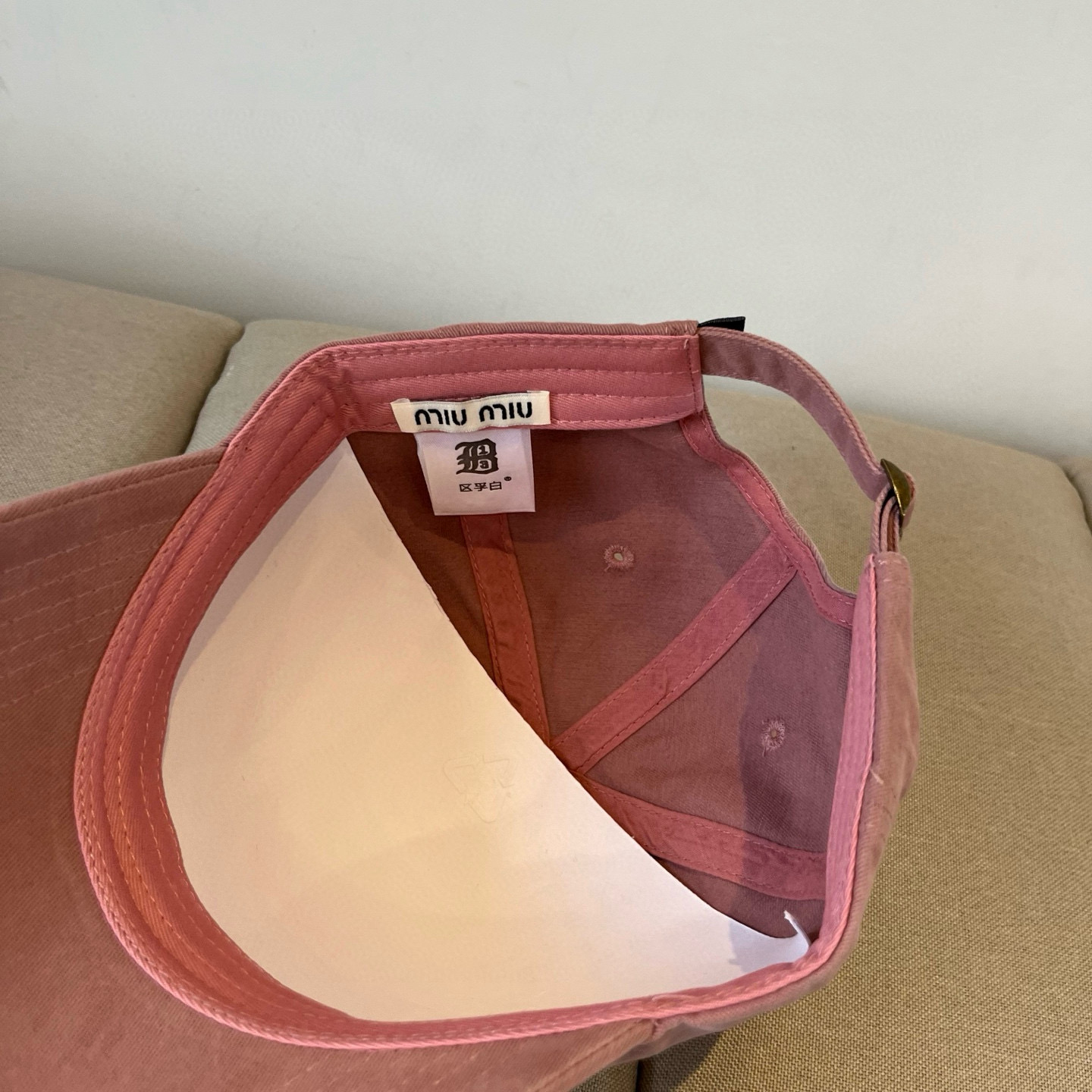  谬谬miumiu 原单春夏新款棒球帽，正品开模订制，原版做工细致质量超赞！