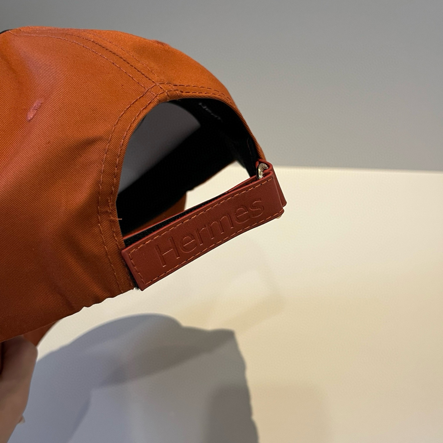  爱马仕Hermes 官网新品经典款 棒球帽🎩 原单品质 火爆来袭。 工艺非常精美爱心 高档大气上档次 