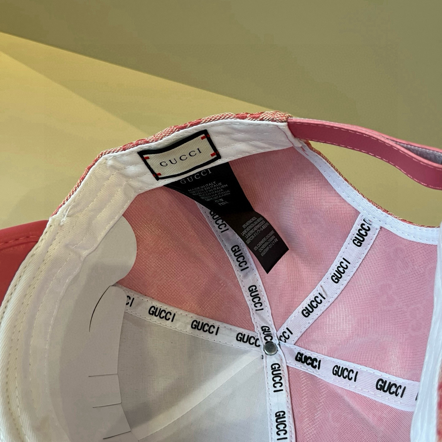  古奇棒球帽♥️GUCCI🧢官网新品，棒球帽，原单品质火爆来袭 。🎩 工艺非常精美 高档大气上档次！低调