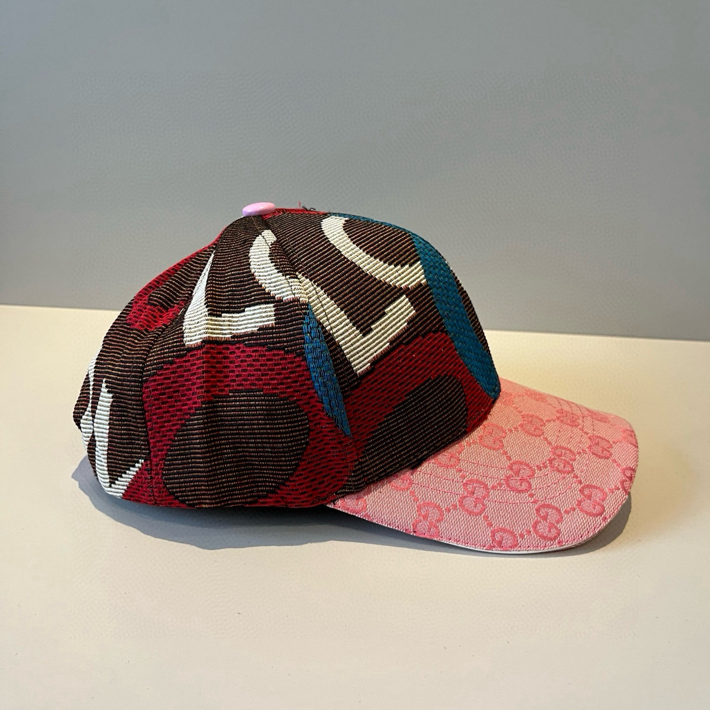  古奇棒球帽♥️GUCCI🧢官网新品，棒球帽，原单品质火爆来袭 。🎩 工艺非常精美 高档大气上档次！低调