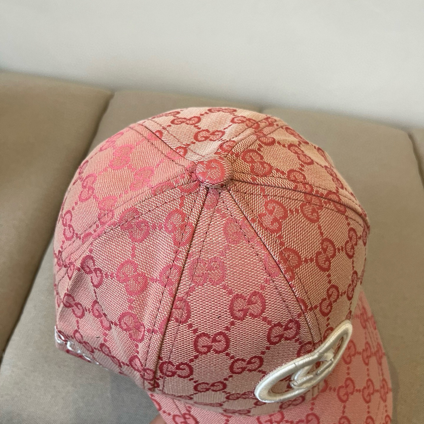  古奇棒球帽♥️GUCCI🧢官网新品，棒球帽，原单品质火爆来袭 。🎩 工艺非常精美 高档大气上档次！低调