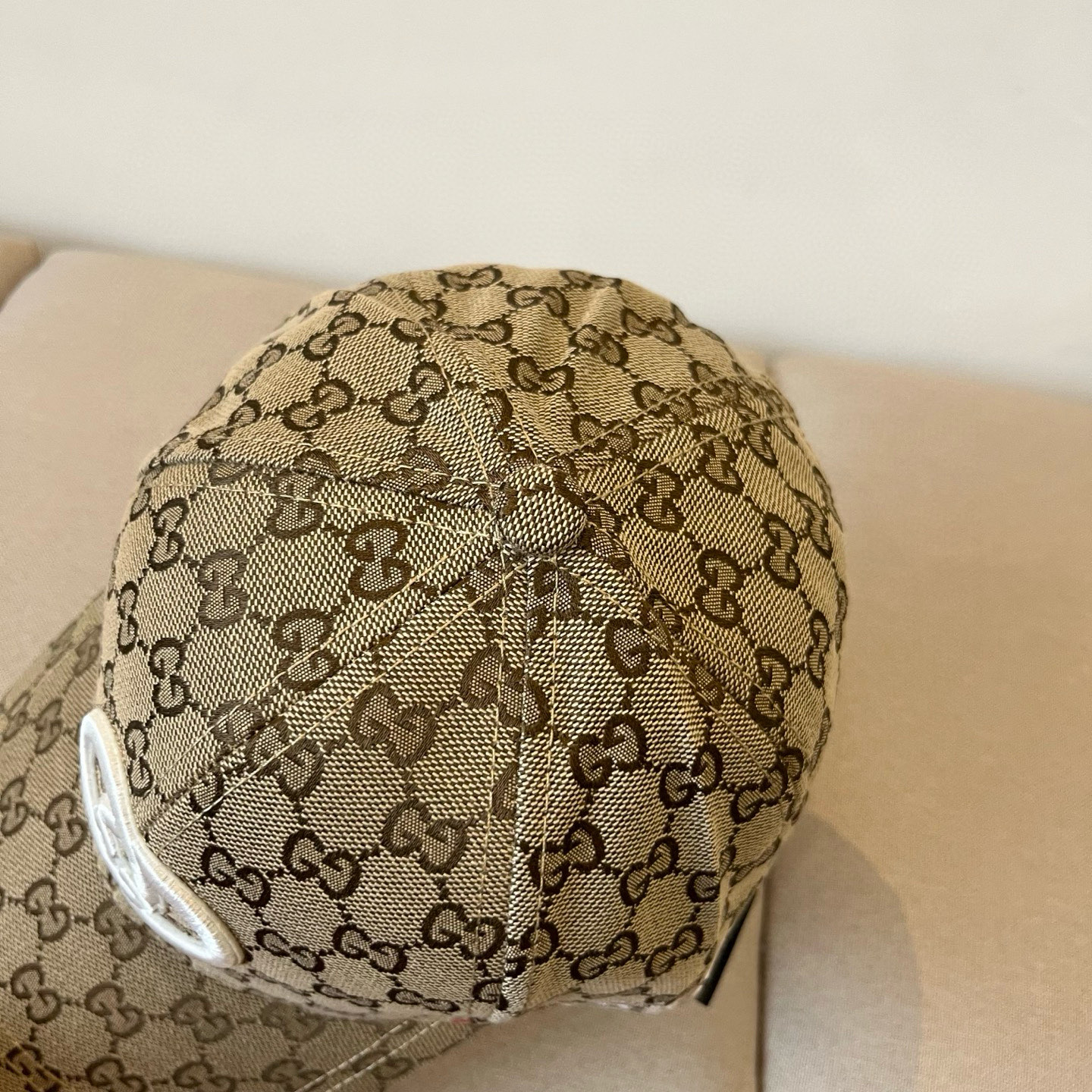  古奇棒球帽♥️GUCCI🧢官网新品，棒球帽，原单品质火爆来袭 。🎩 工艺非常精美 高档大气上档次！低调