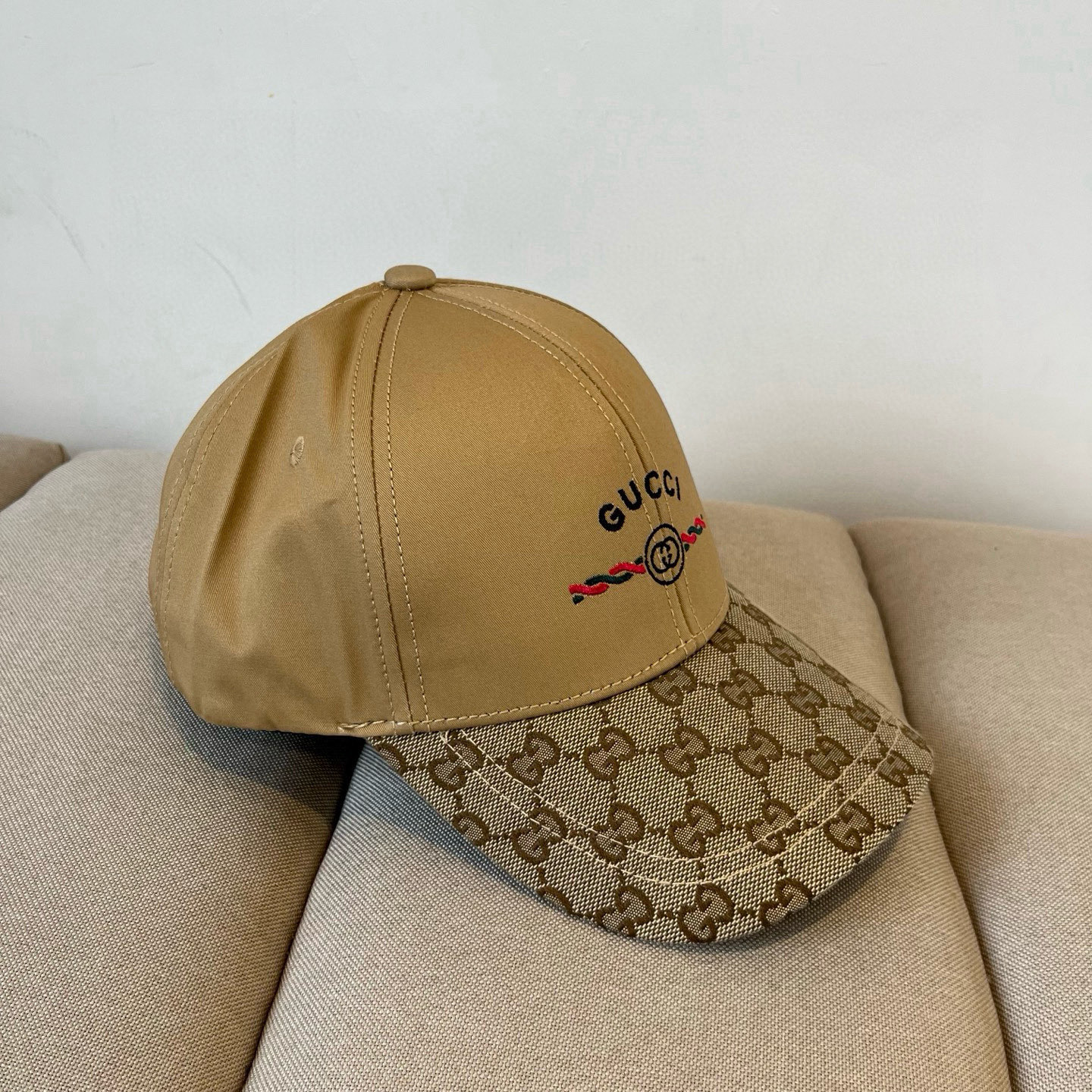  古奇棒球帽♥️GUCCI🧢官网新品，棒球帽，原单品质火爆来袭 。🎩 工艺非常精美 高档大气上档次！低调