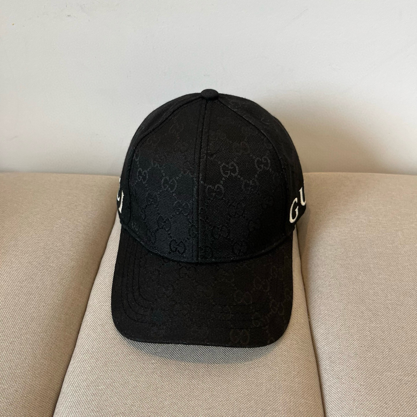  古奇棒球帽♥️GUCCI🧢官网新品，棒球帽，原单品质火爆来袭 。🎩 工艺非常精美 高档大气上档次！低调