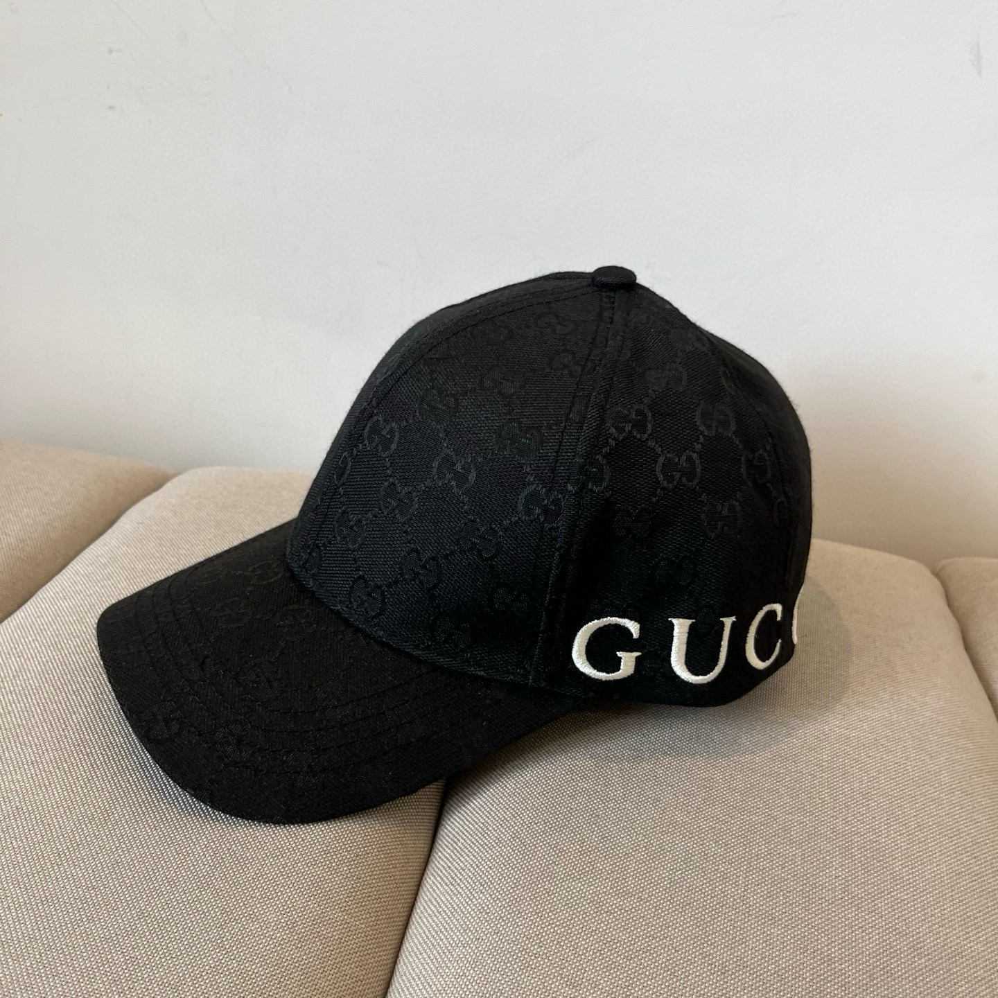  古奇棒球帽♥️GUCCI🧢官网新品，棒球帽，原单品质火爆来袭 。🎩 工艺非常精美 高档大气上档次！低调