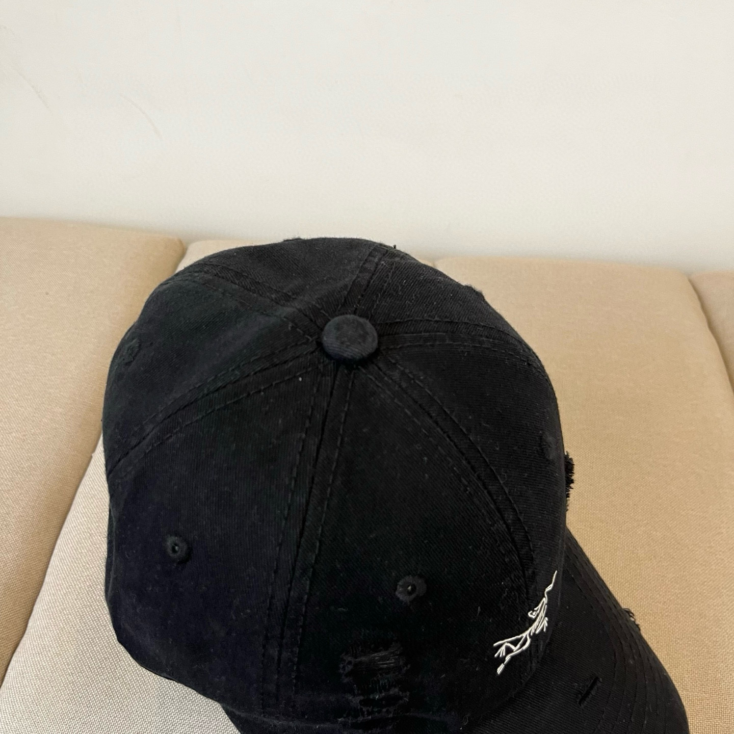 【始祖鸟】2025春款新款简约棒球帽，新款出货，大牌款超好搭配，赶紧入手！