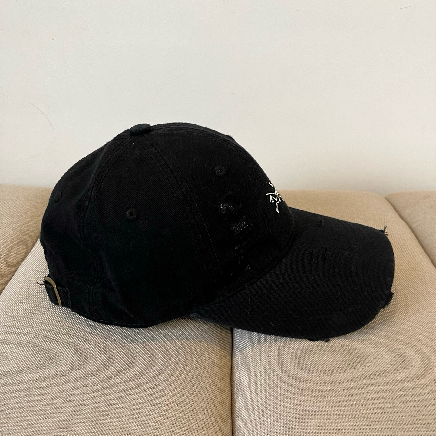 【始祖鸟】2025春款新款简约棒球帽，新款出货，大牌款超好搭配，赶紧入手！