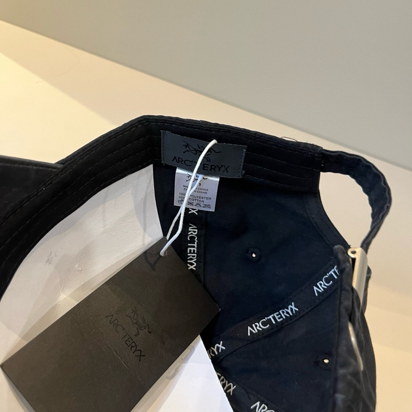 【始祖鸟】2025春款新款简约棒球帽，新款出货，大牌款超好搭配，赶紧入手！