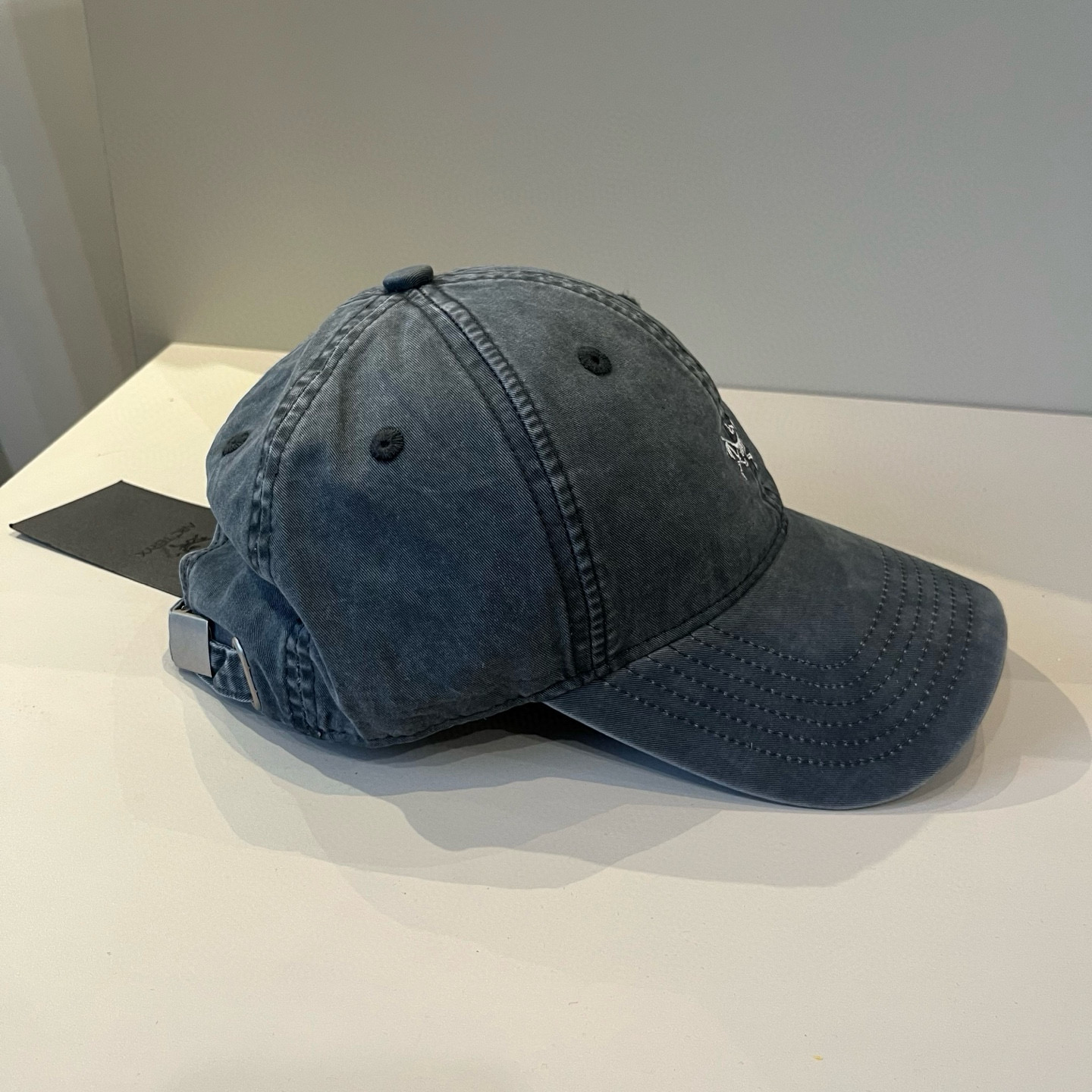 【始祖鸟】2025春款新款简约棒球帽，新款出货，大牌款超好搭配，赶紧入手！