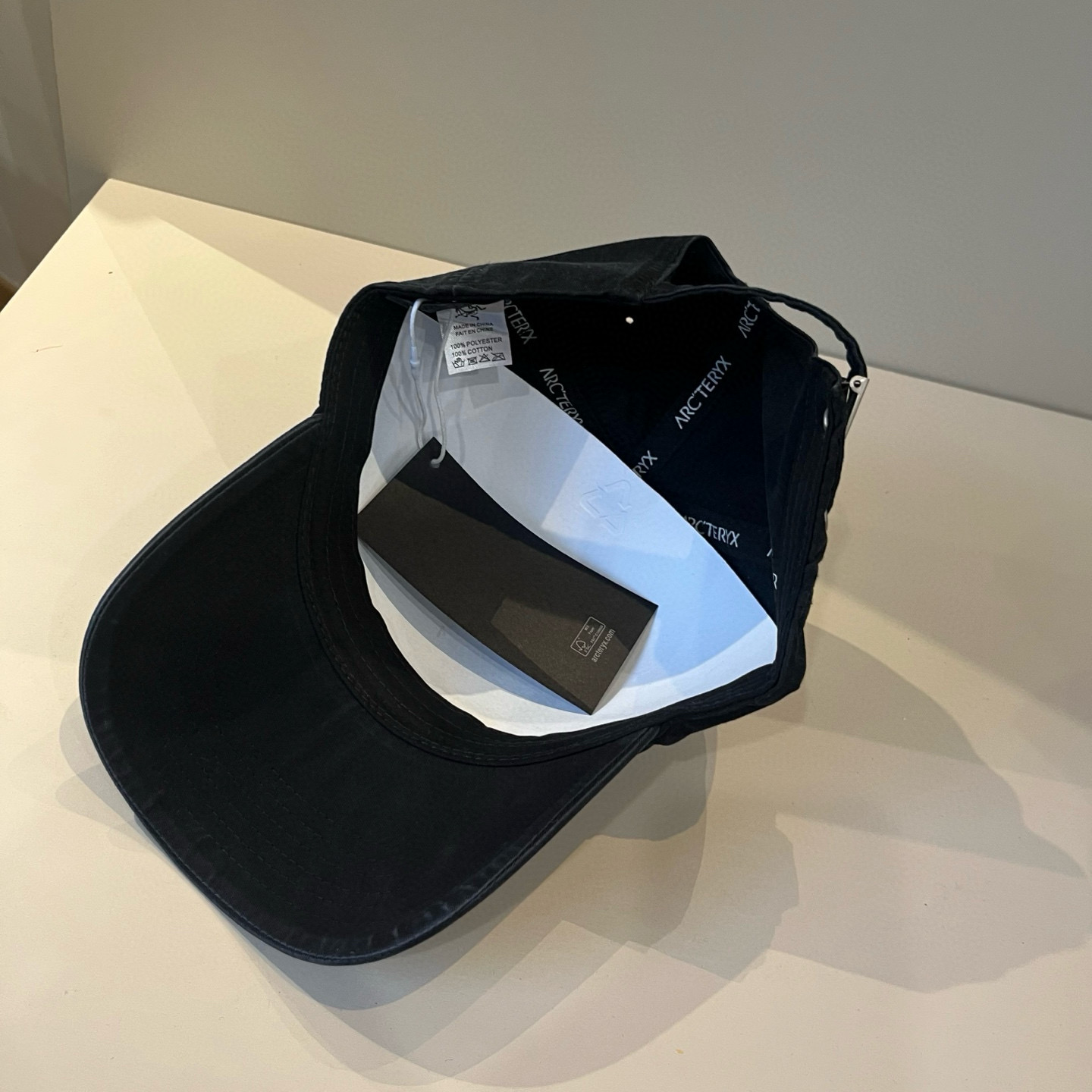 【始祖鸟】2025春款新款简约棒球帽，新款出货，大牌款超好搭配，赶紧入手！