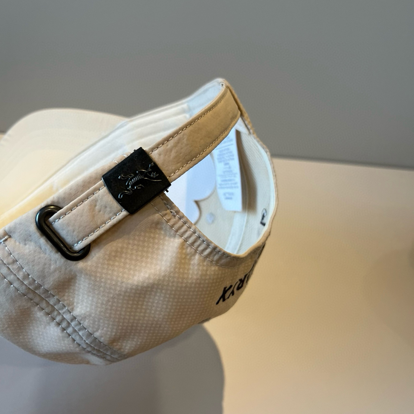 【始祖鸟】2025春款新款简约棒球帽，新款出货，大牌款超好搭配，赶紧入手！