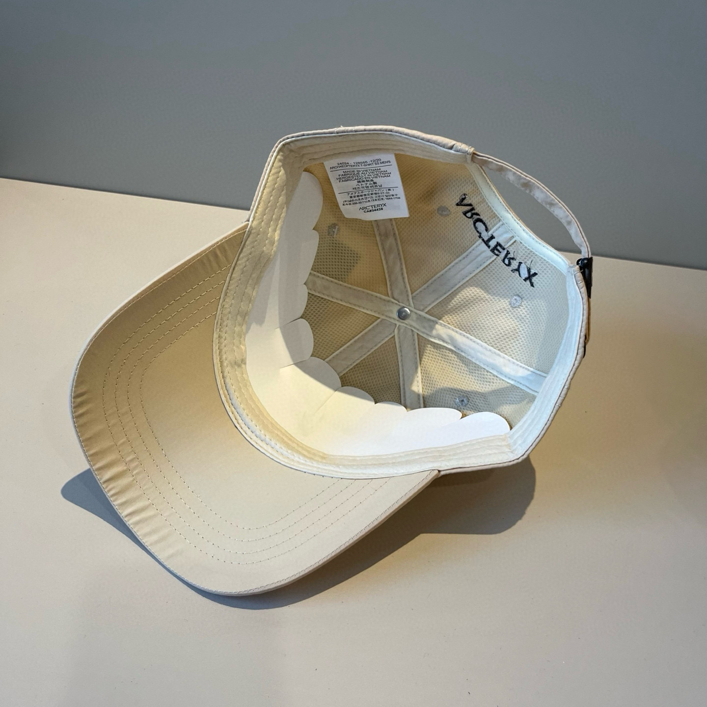 【始祖鸟】2025春款新款简约棒球帽，新款出货，大牌款超好搭配，赶紧入手！