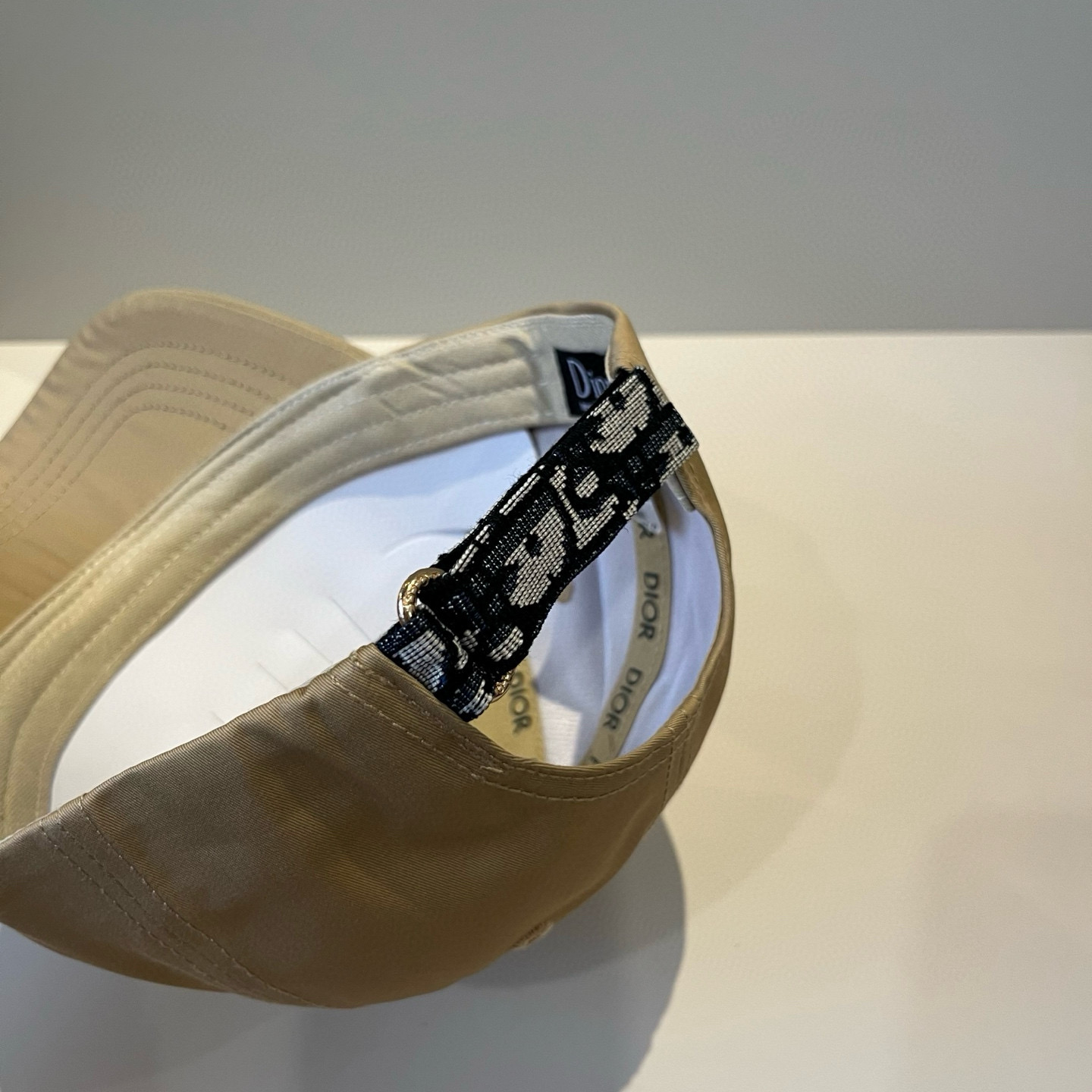 【DIOR迪奥】新款走量简约棒球帽🧢，新款出货，大牌款超好搭配，赶紧入手！