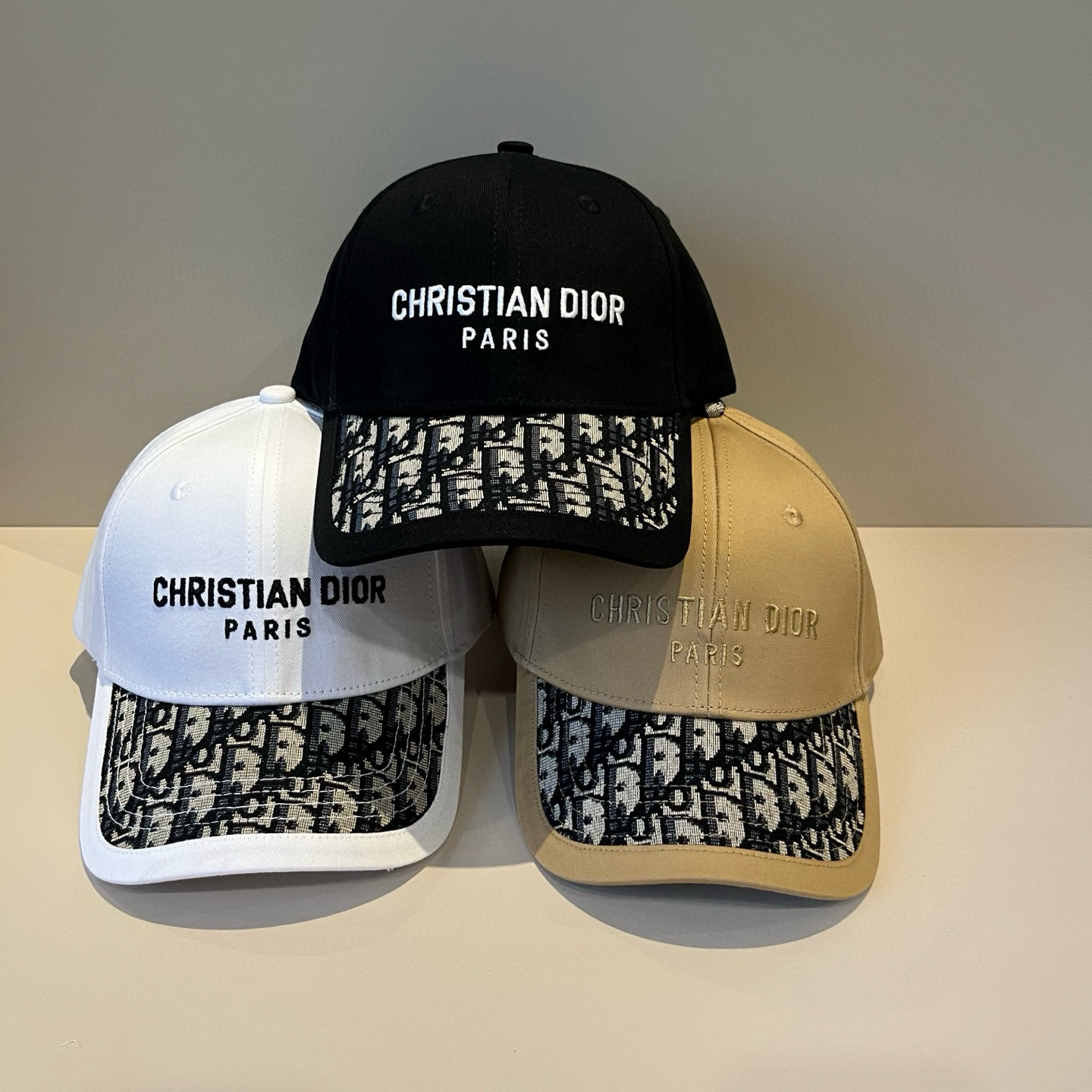 【DIOR迪奥】新款走量简约棒球帽🧢，新款出货，大牌款超好搭配，赶紧入手！