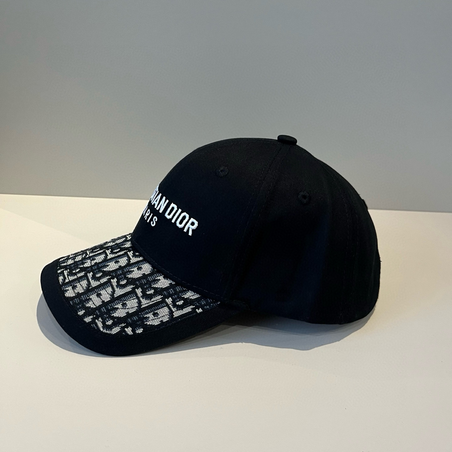 【DIOR迪奥】新款走量简约棒球帽🧢，新款出货，大牌款超好搭配，赶紧入手！