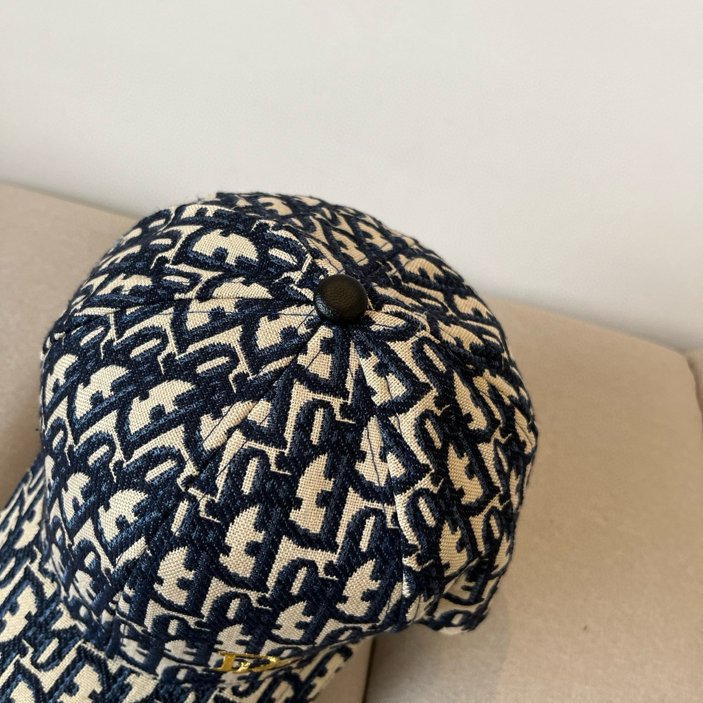 【DIOR迪奥】新款走量简约棒球帽🧢，新款出货，大牌款超好搭配，赶紧入手！