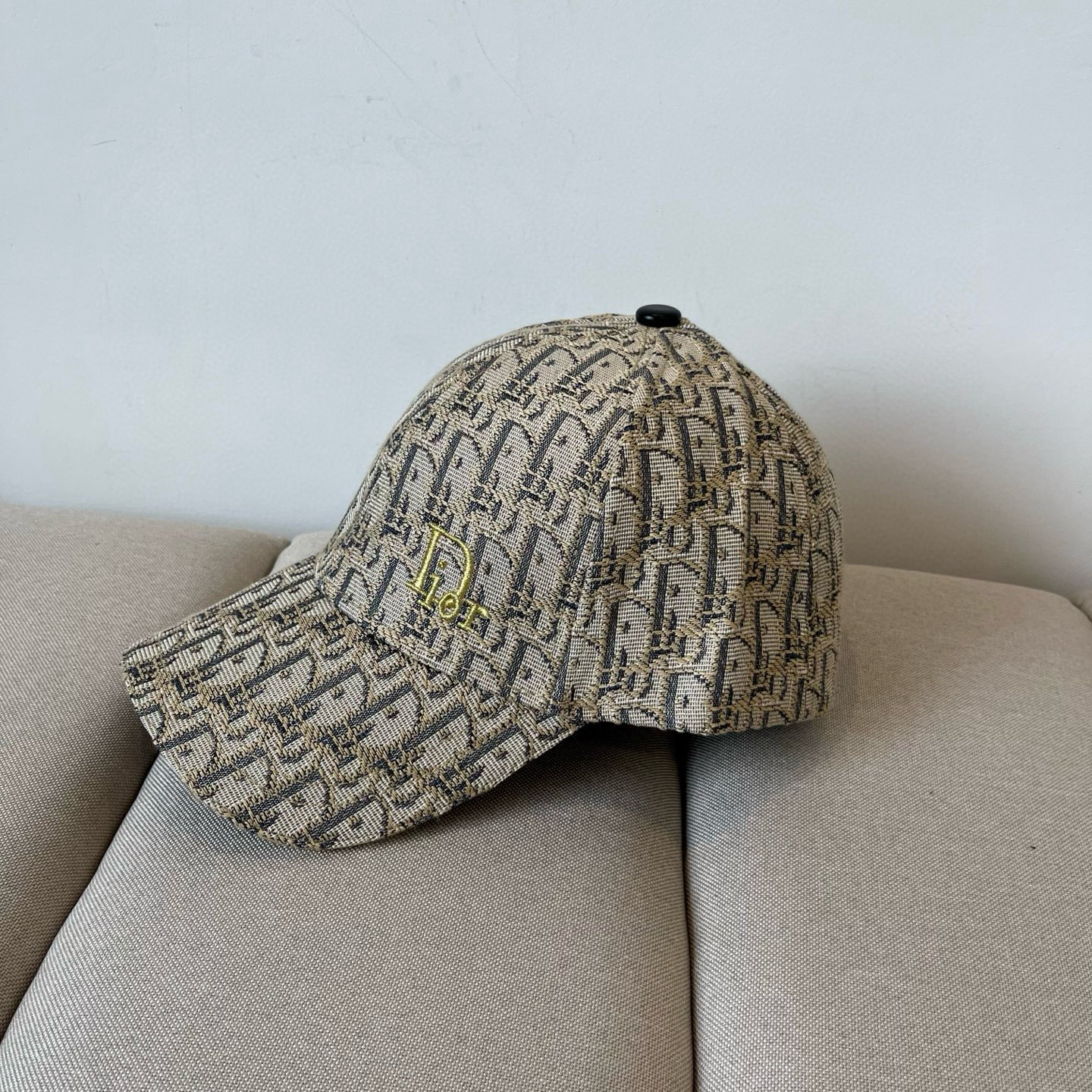 【DIOR迪奥】新款走量简约棒球帽🧢，新款出货，大牌款超好搭配，赶紧入手！