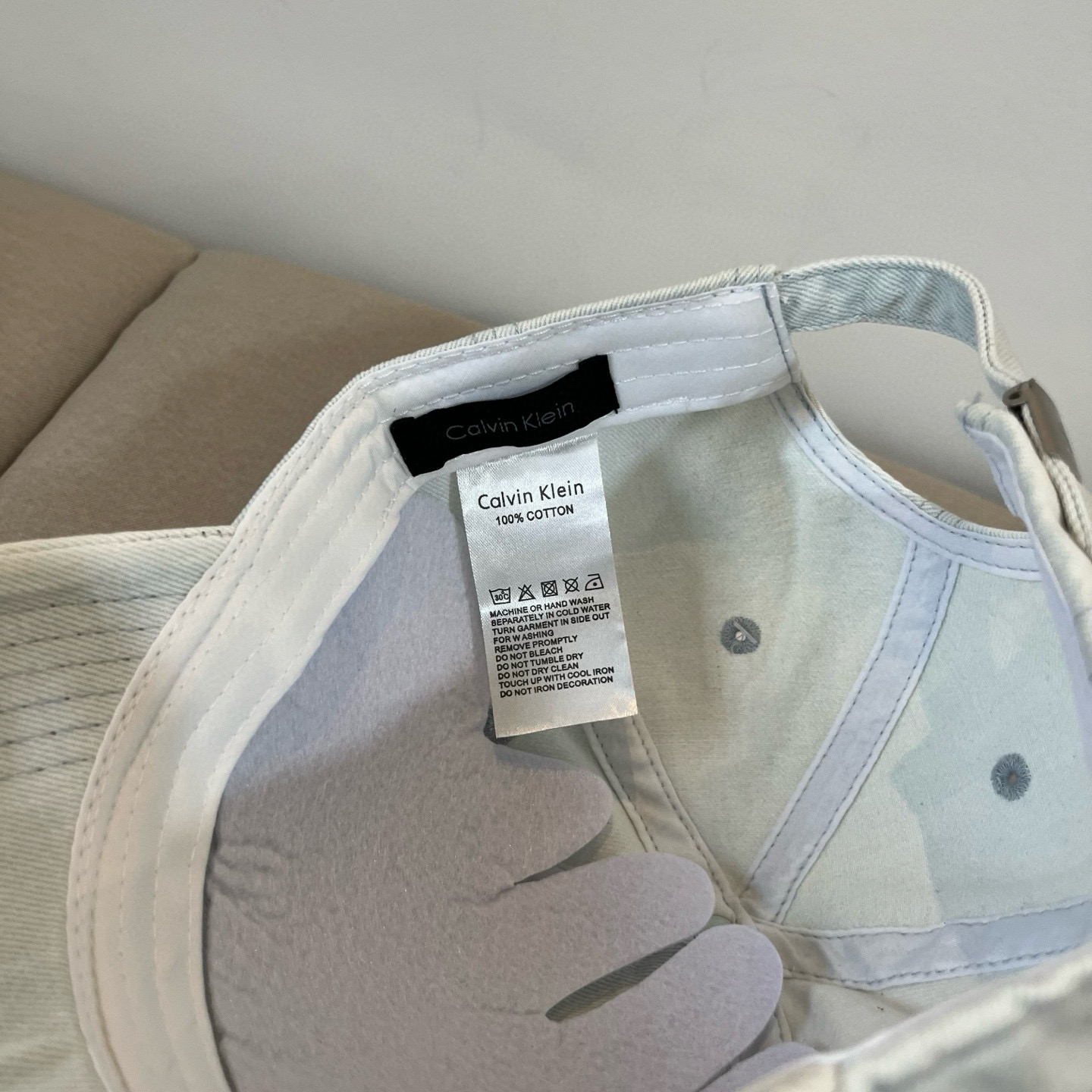  Calvin Klein，CKlogo棒球帽 请认准高端品质市场唯一对版，小红书推荐，时尚百搭，众多明