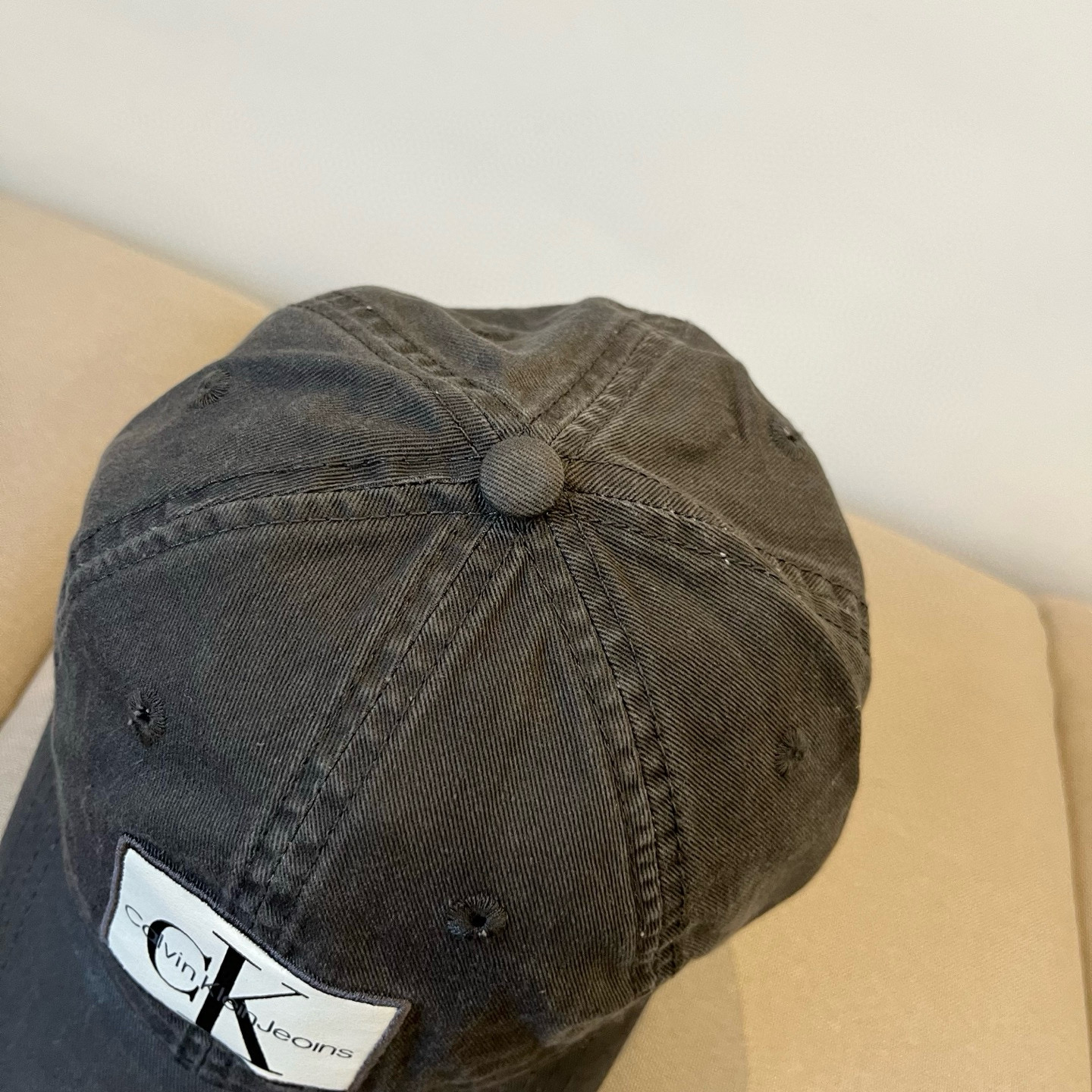  Calvin Klein，CKlogo棒球帽 请认准高端品质市场唯一对版，小红书推荐，时尚百搭，众多明