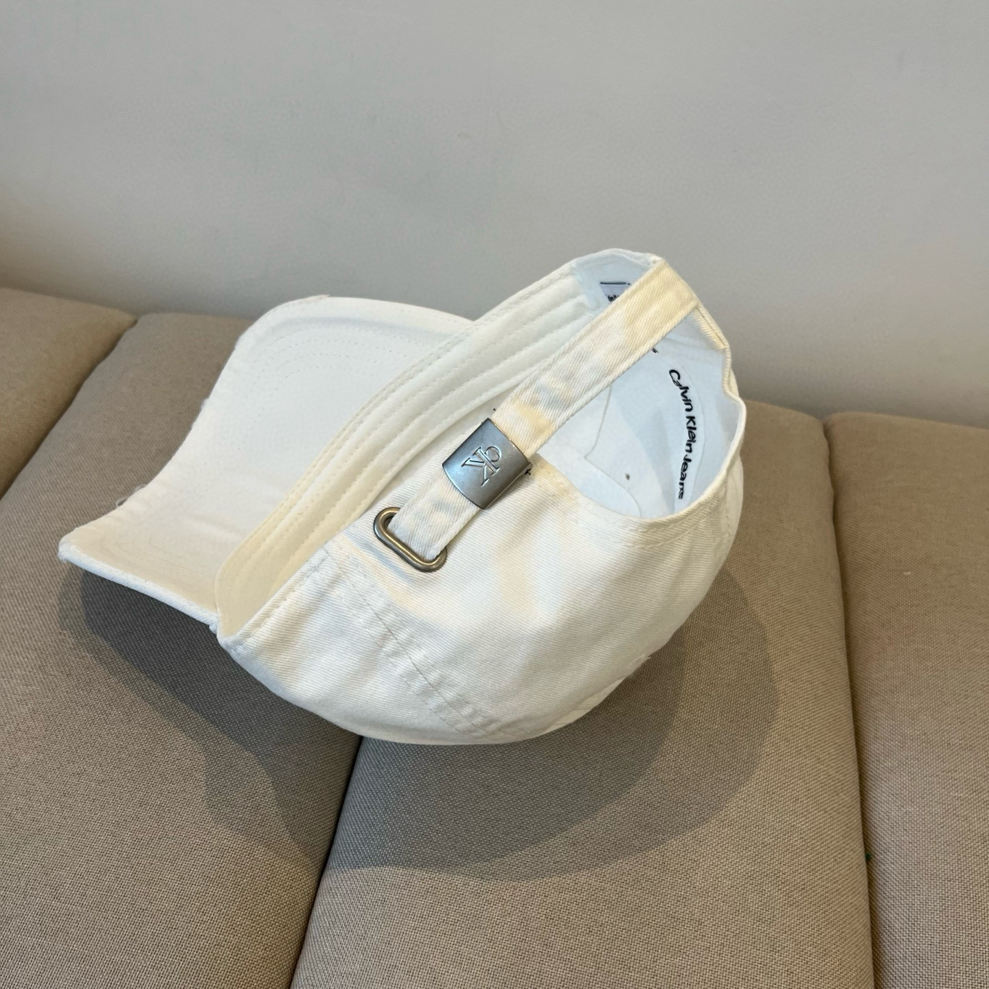  Calvin Klein，CKlogo棒球帽 请认准高端品质市场唯一对版，小红书推荐，时尚百搭，众多明