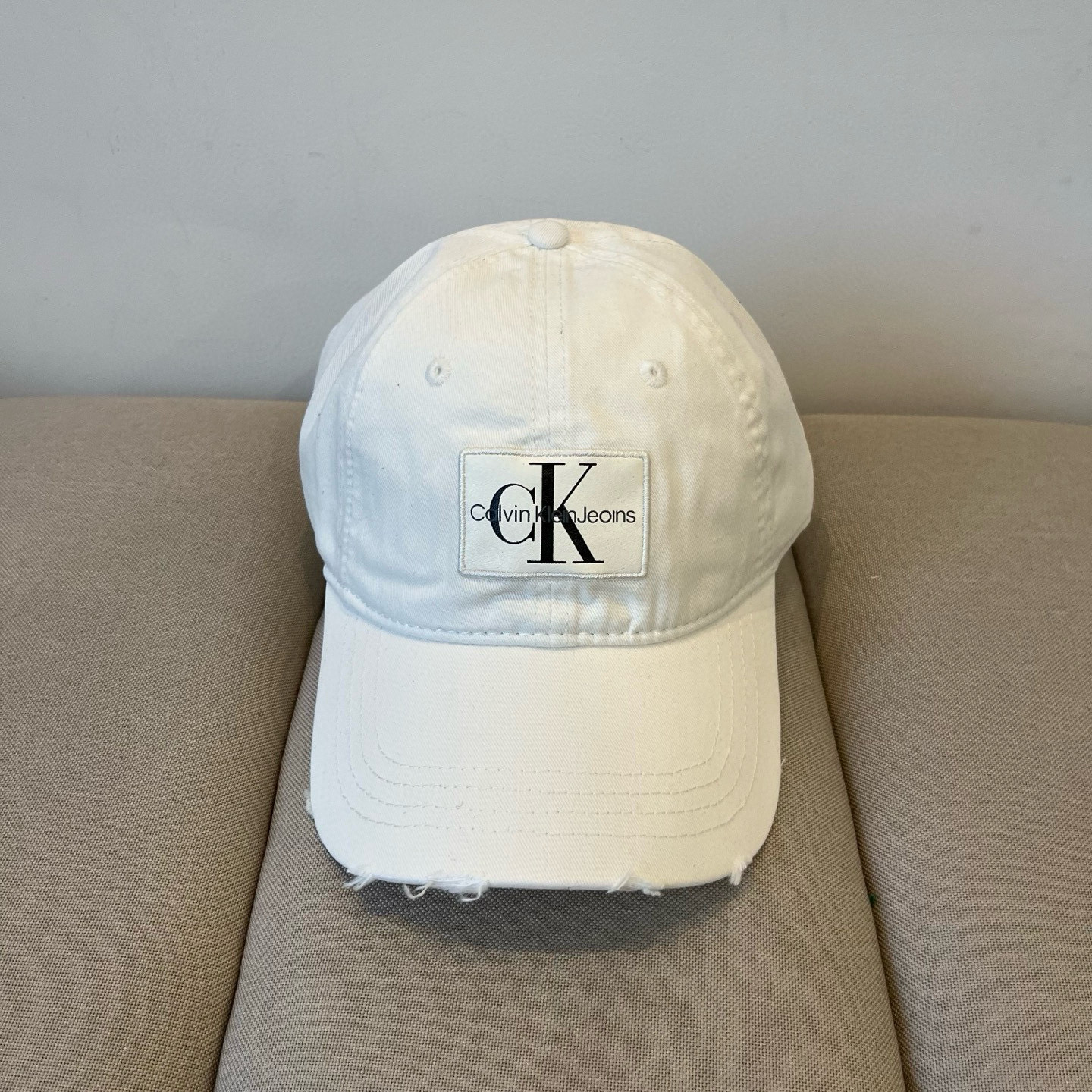  Calvin Klein，CKlogo棒球帽 请认准高端品质市场唯一对版，小红书推荐，时尚百搭，众多明