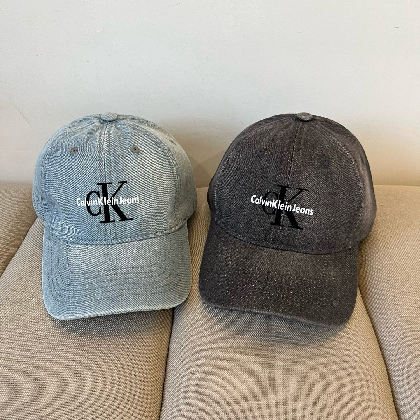  Calvin Klein，CKlogo棒球帽 请认准高端品质市场唯一对版，小红书推荐，时尚百搭，众多明
