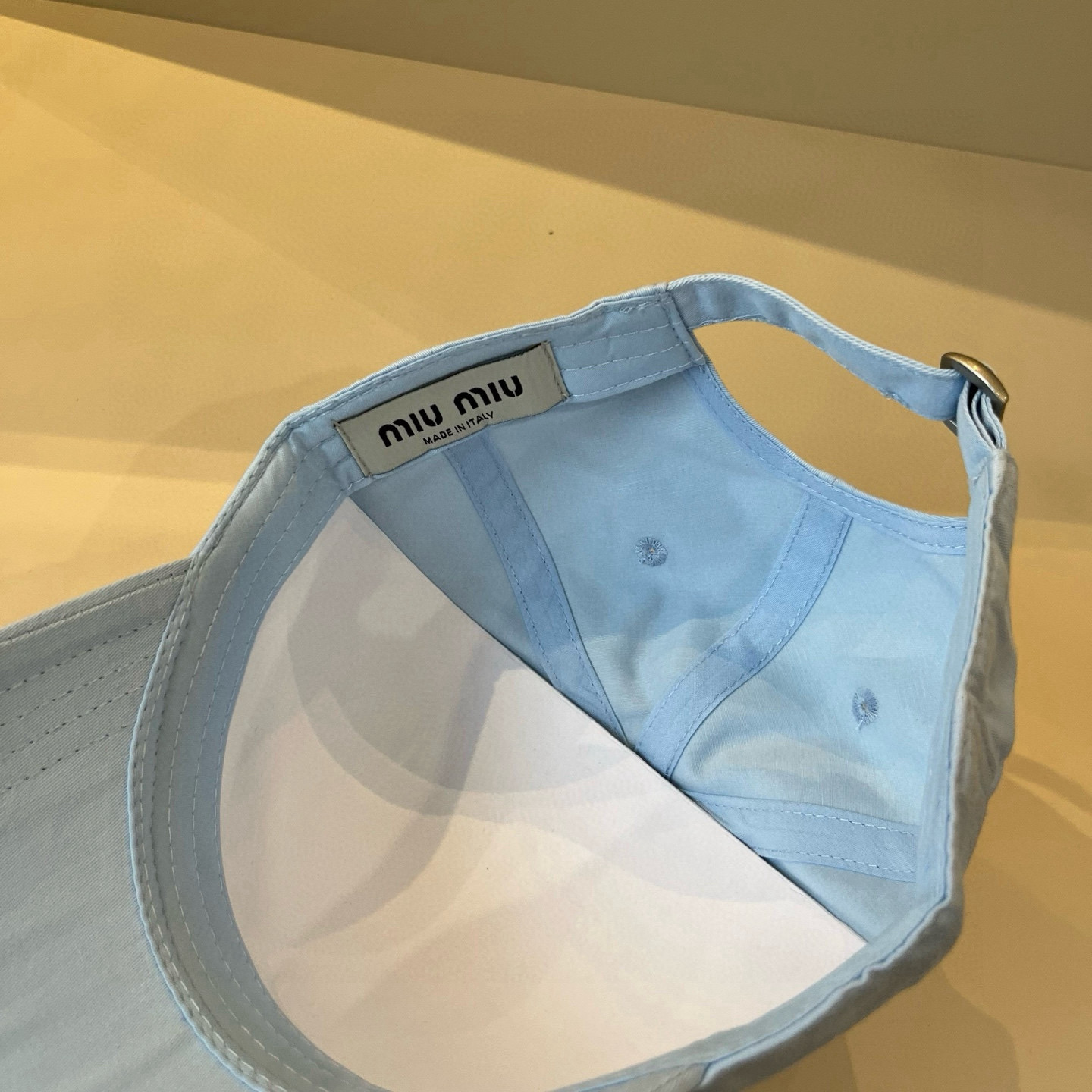  谬谬miumiu 原单春夏新款棒球帽，正品开模订制，原版做工细致质量超赞！