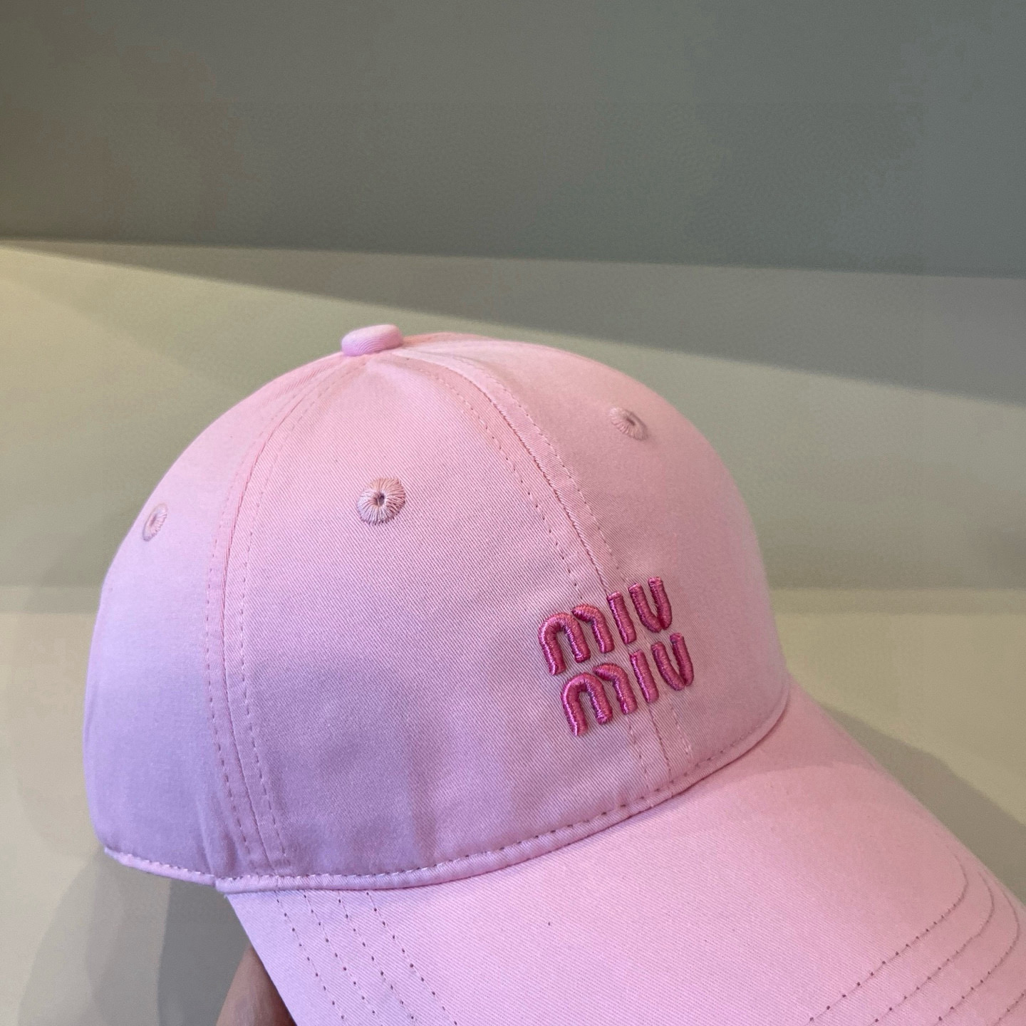  谬谬miumiu 原单春夏新款棒球帽，正品开模订制，原版做工细致质量超赞！