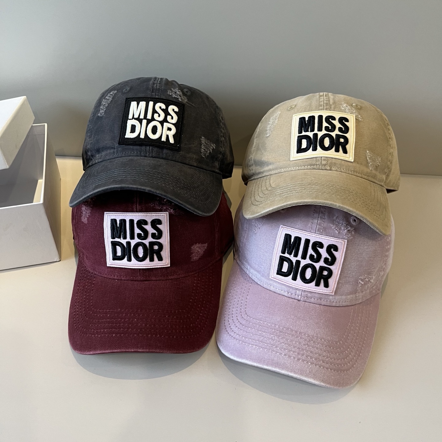 【DIOR迪奥】新款走量简约棒球帽🧢，新款出货，大牌款超好搭配，赶紧入手！