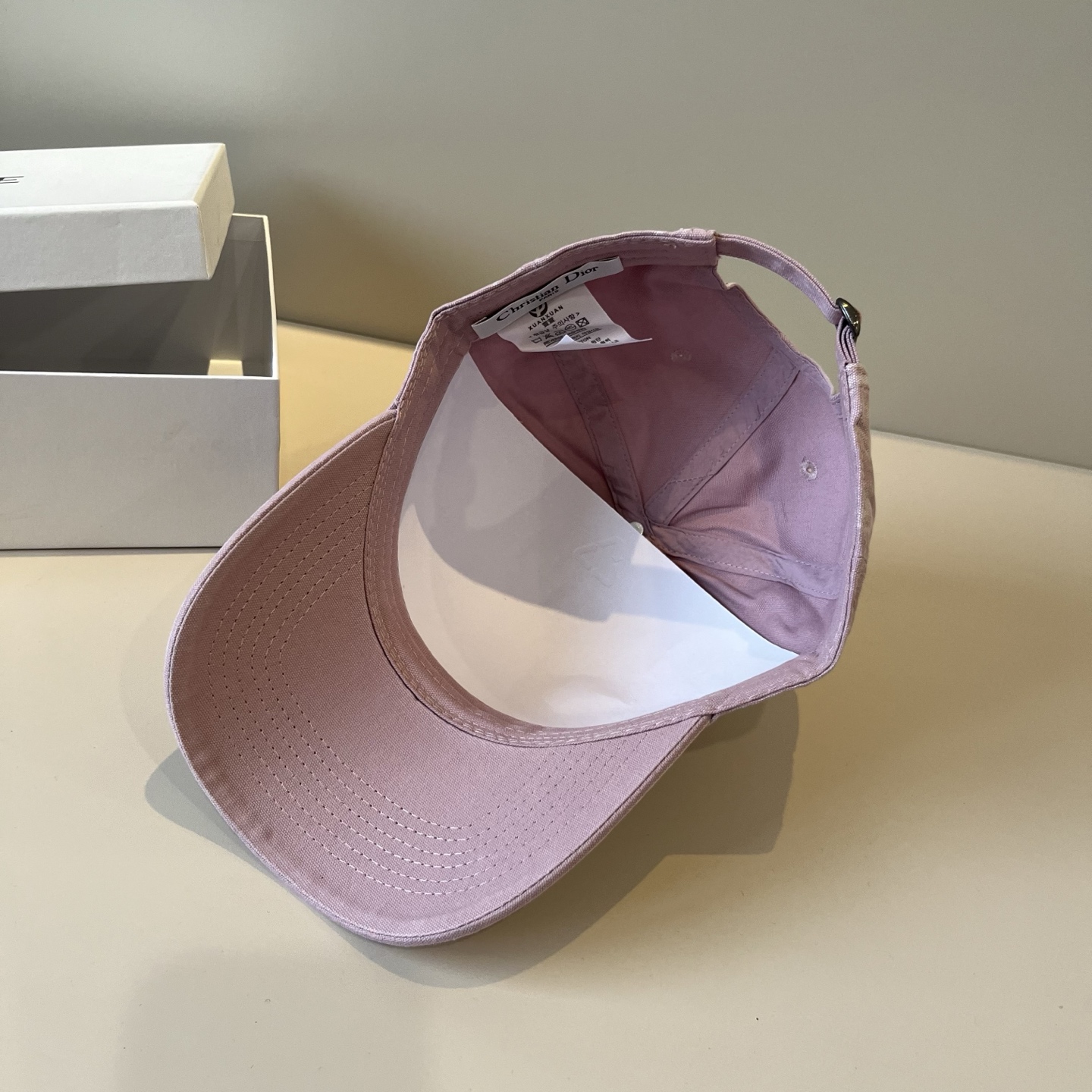 【DIOR迪奥】新款走量简约棒球帽🧢，新款出货，大牌款超好搭配，赶紧入手！