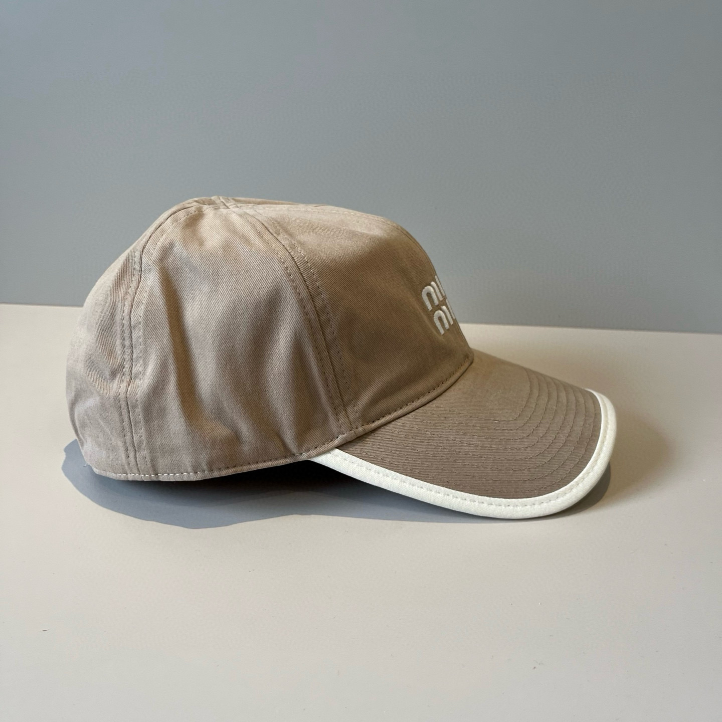  谬谬miumiu 原单春夏新款棒球帽，正品开模订制，原版做工细致质量超赞！