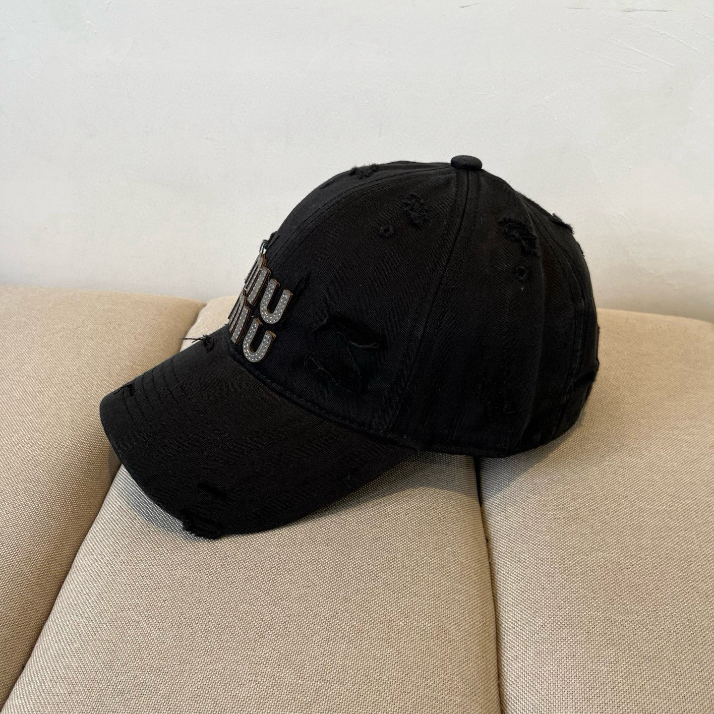  谬谬miumiu 原单春夏新款棒球帽，正品开模订制，原版做工细致质量超赞！