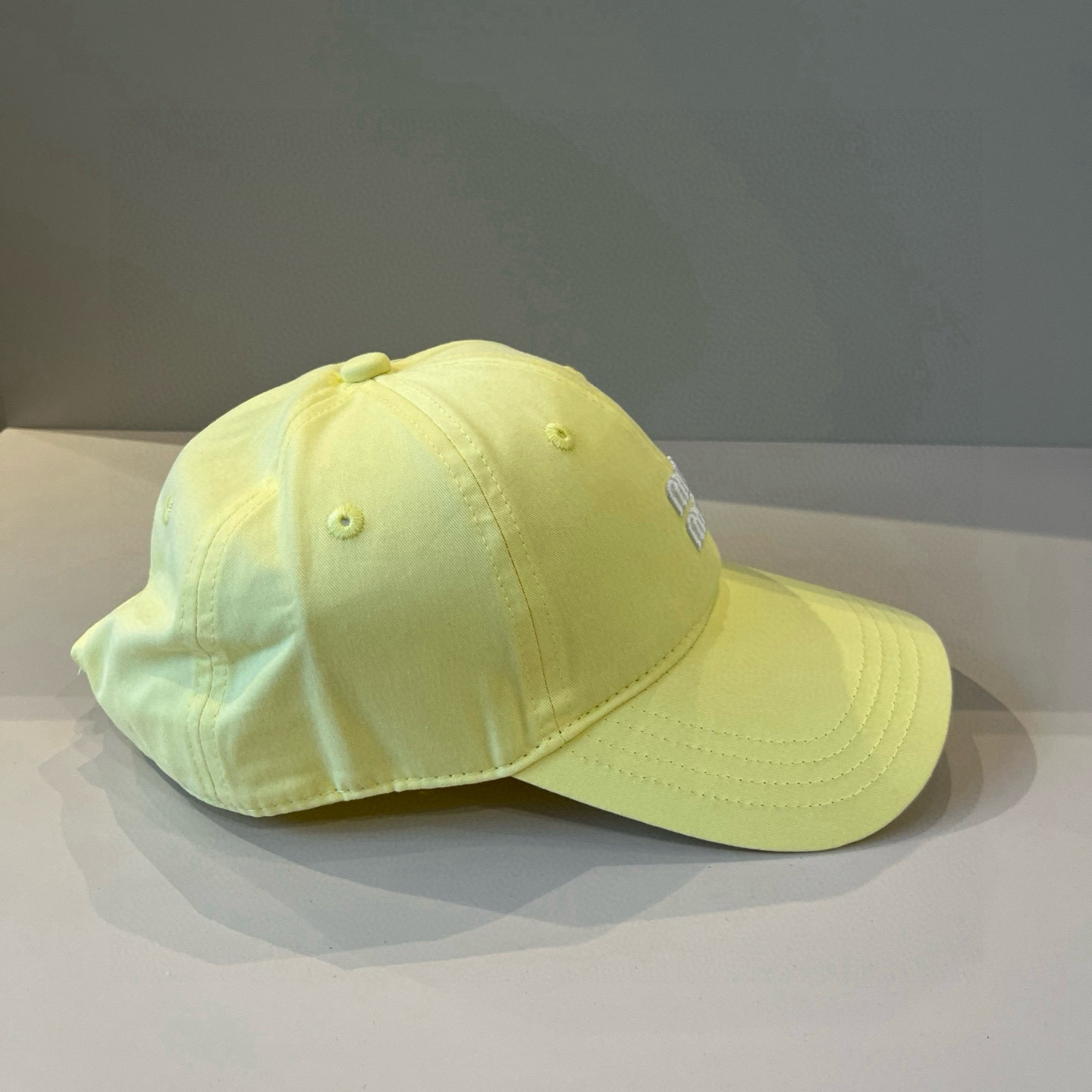  谬谬miumiu 原单春夏新款棒球帽，正品开模订制，原版做工细致质量超赞！