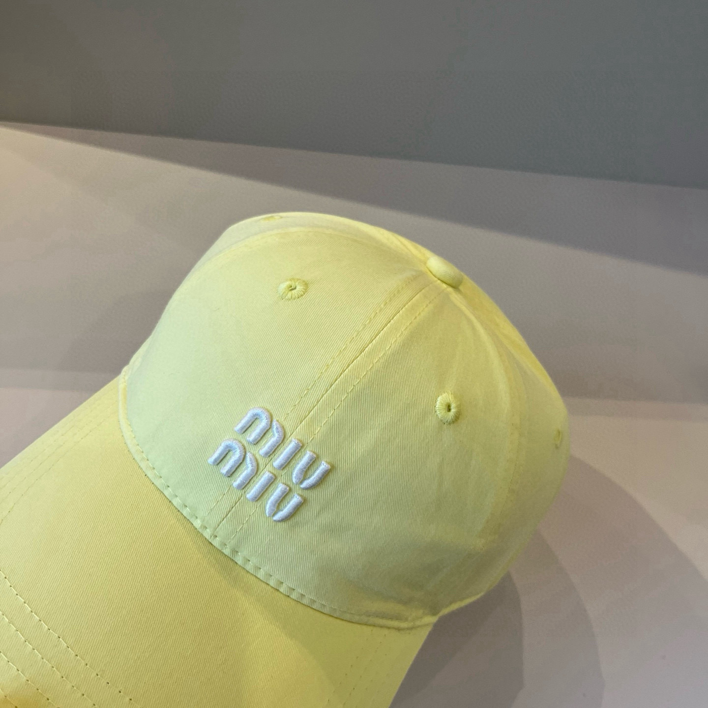  谬谬miumiu 原单春夏新款棒球帽，正品开模订制，原版做工细致质量超赞！