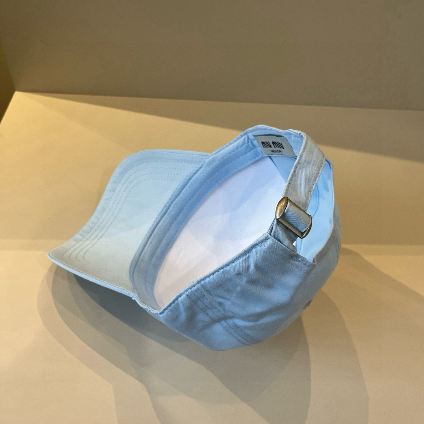  谬谬miumiu 原单春夏新款棒球帽，正品开模订制，原版做工细致质量超赞！