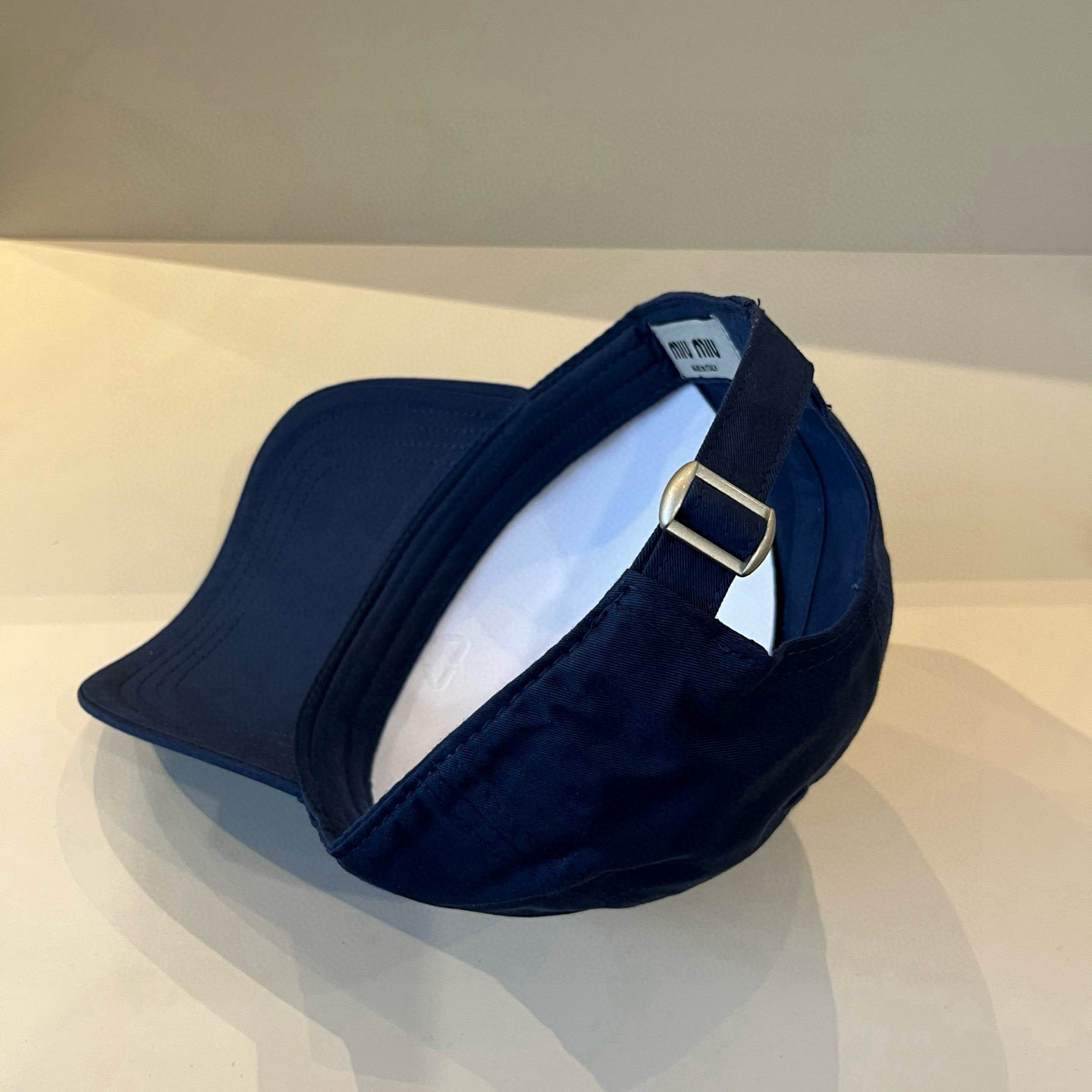  谬谬miumiu 原单春夏新款棒球帽，正品开模订制，原版做工细致质量超赞！