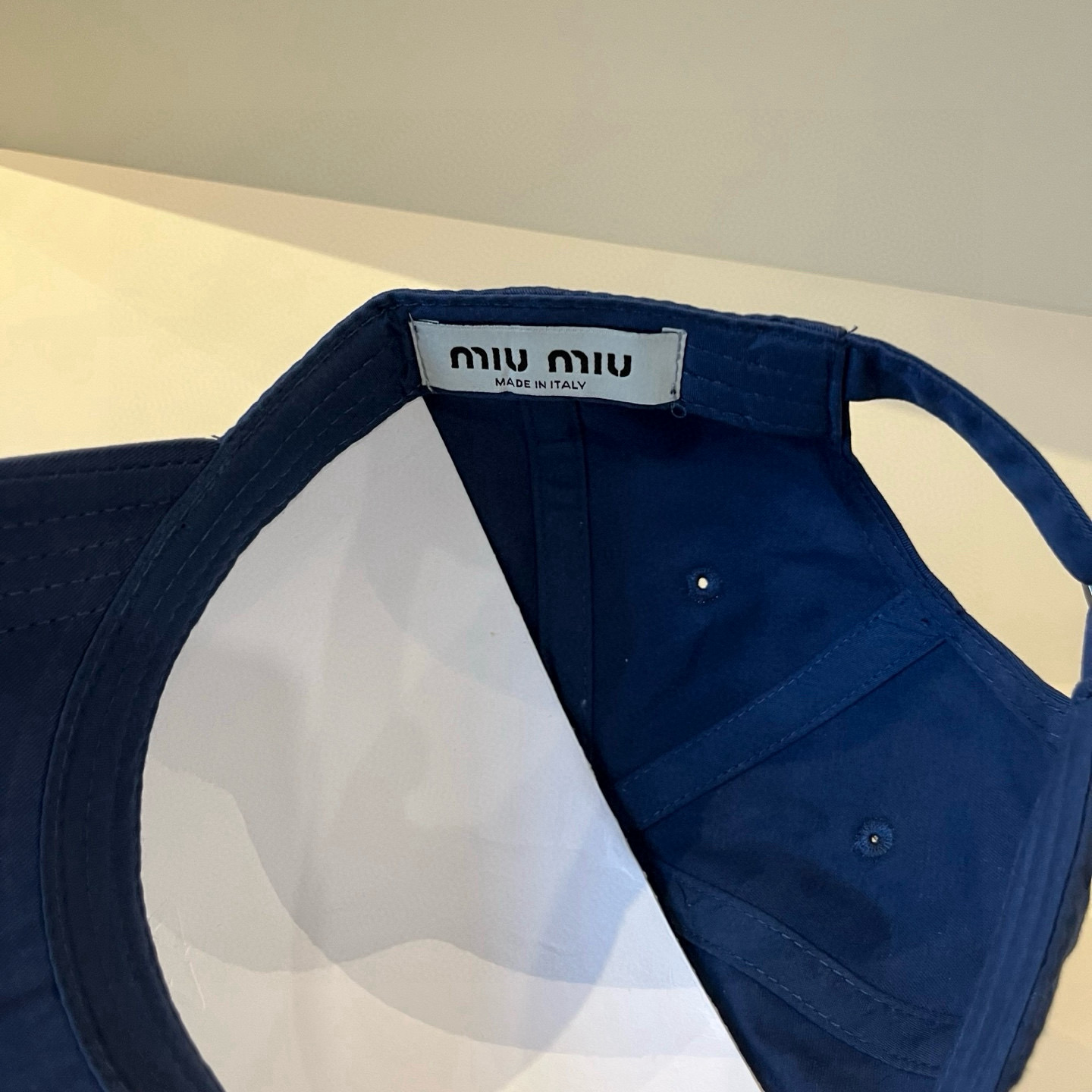  谬谬miumiu 原单春夏新款棒球帽，正品开模订制，原版做工细致质量超赞！