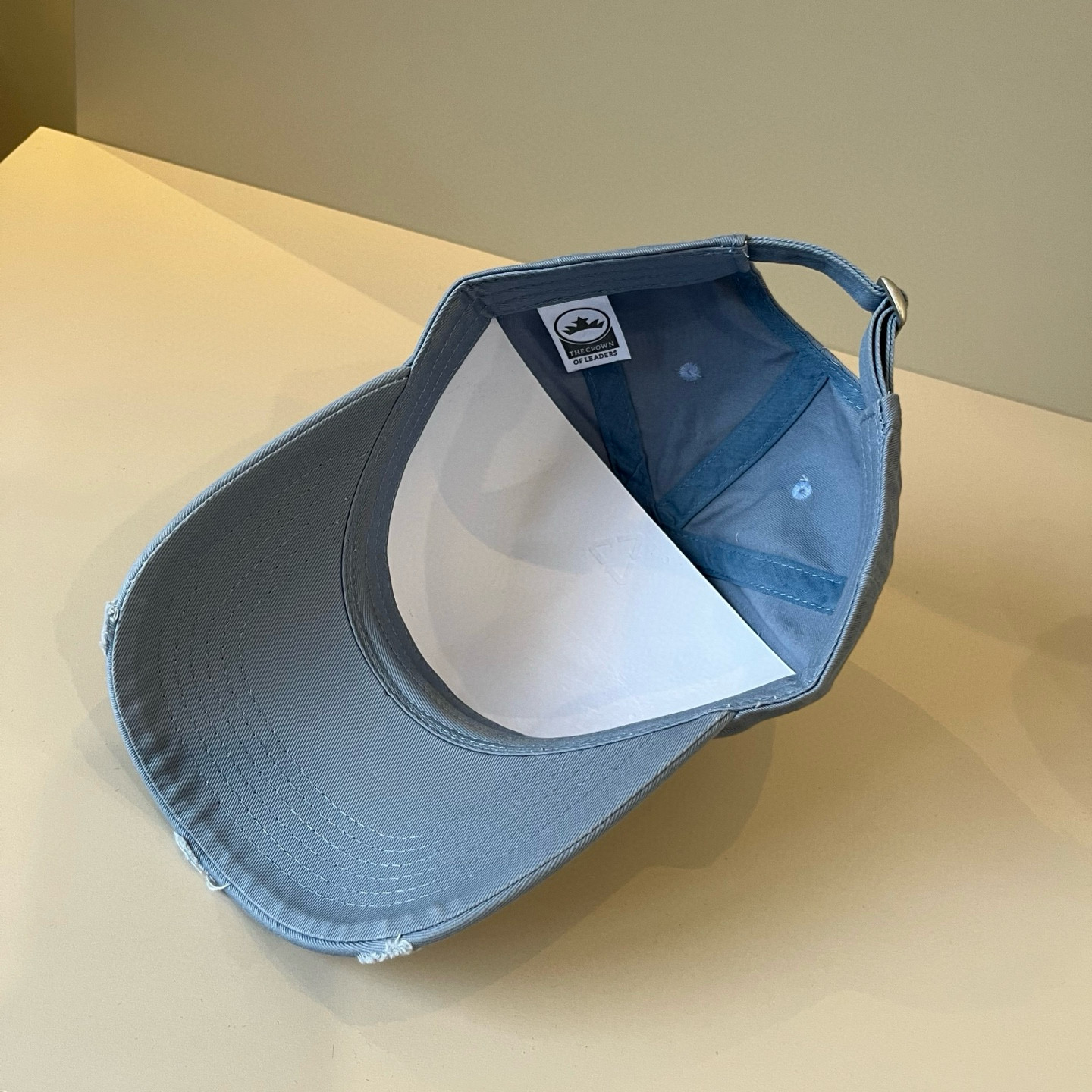 【CELINE赛琳】新款经典休闲潮流款 棒球帽🧢日韩风格，随便搭配都超好看！出门旅游，绝对要入手的一款